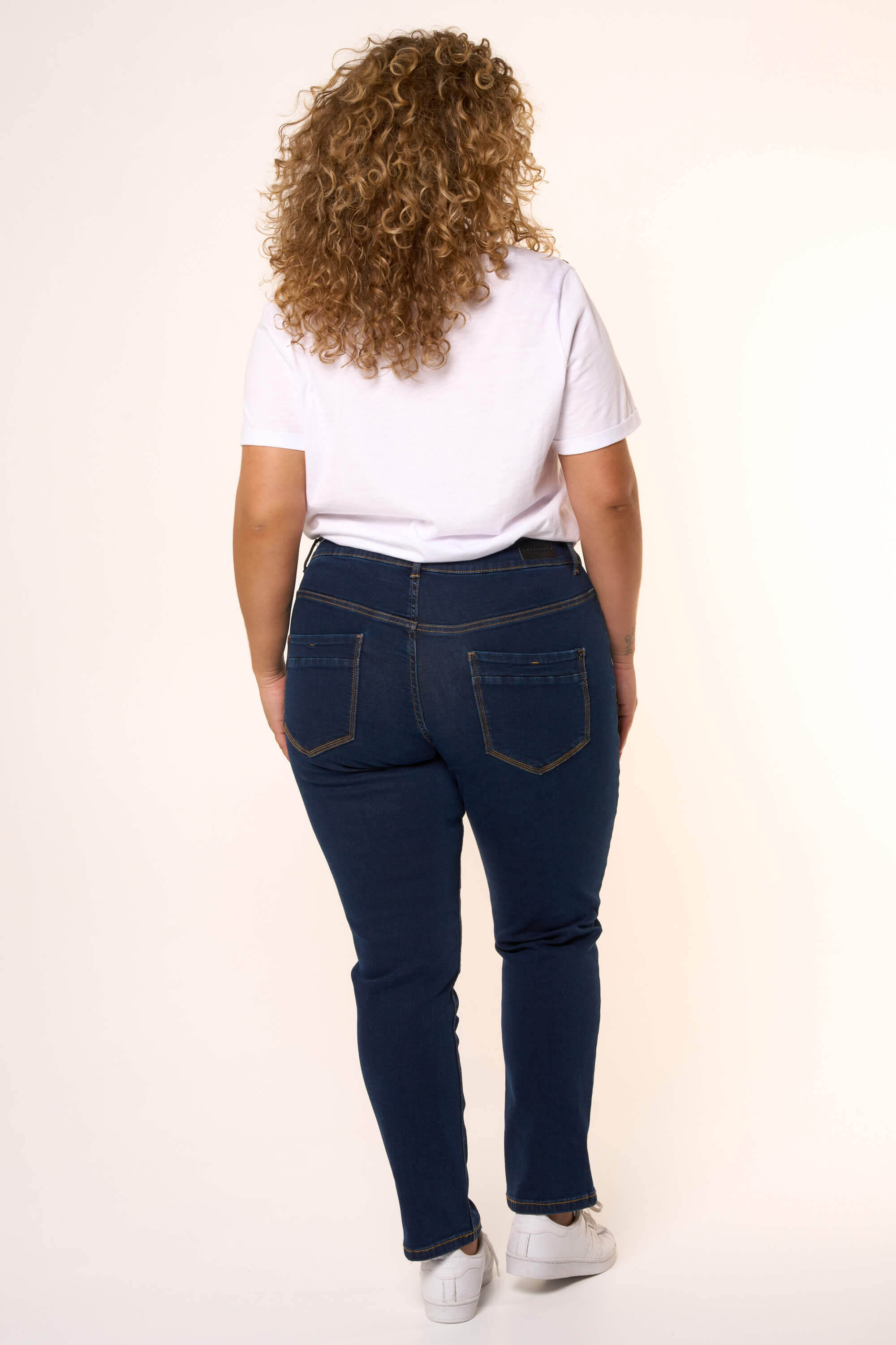 Loose leg jeans ROSE image number 4