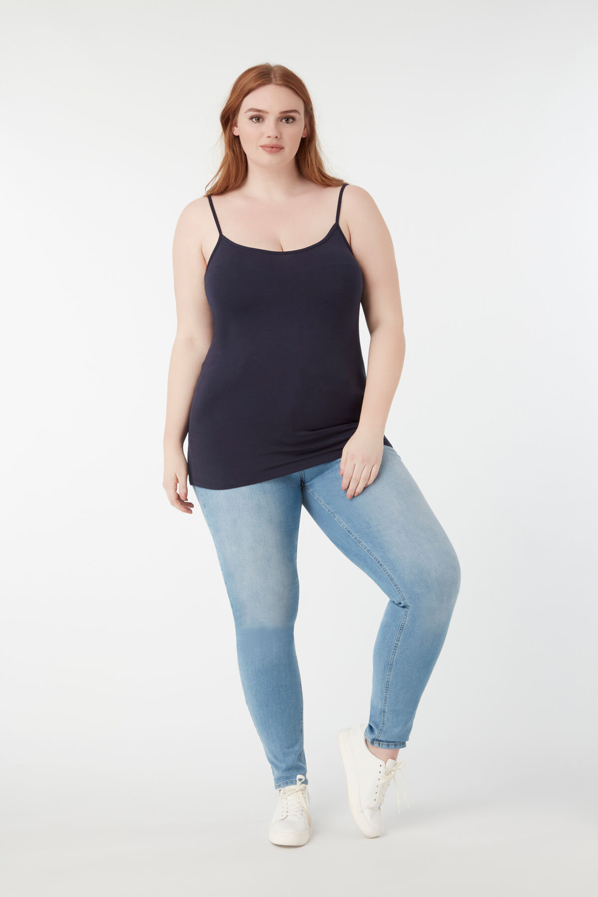 Katoenen top met spaghettibandjes image number 4