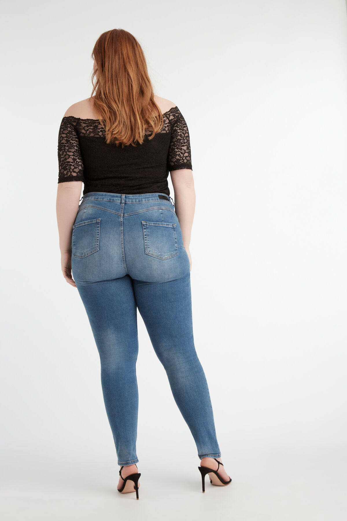 Magic Simplicity LIFTS jeans image number 7