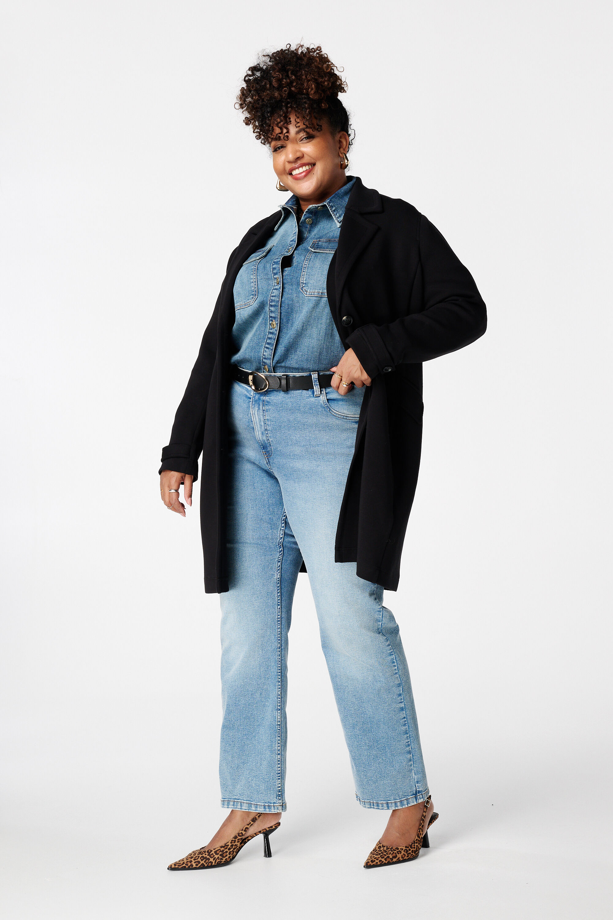 Mantel met knoopsluiting image number 5