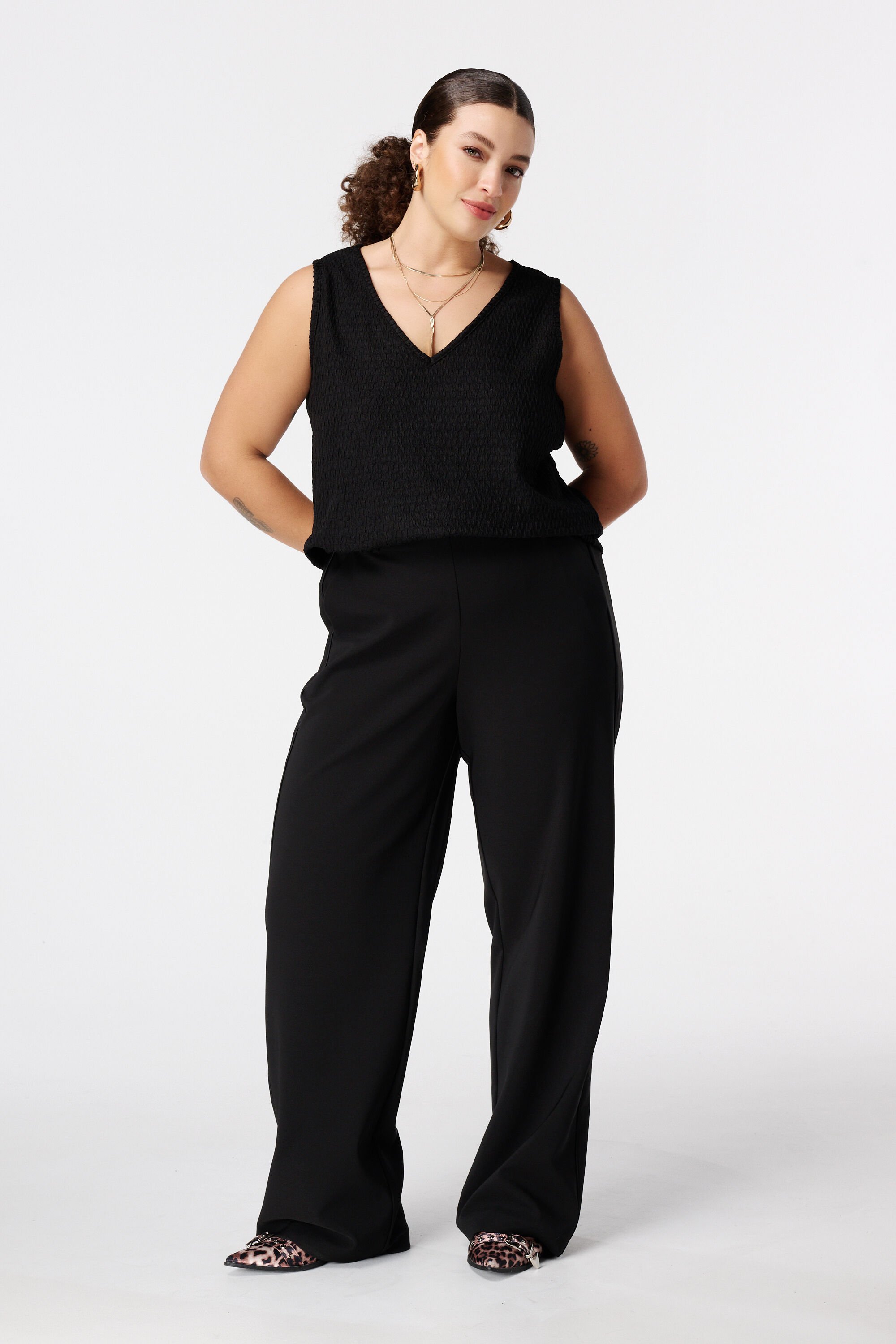 Mouwloze top met structuur image number 5