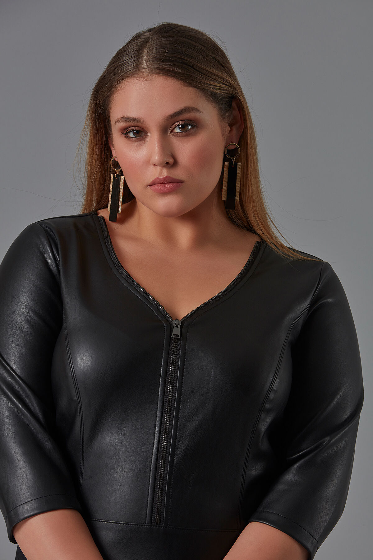 Jurk van imitatieleer    image number 3