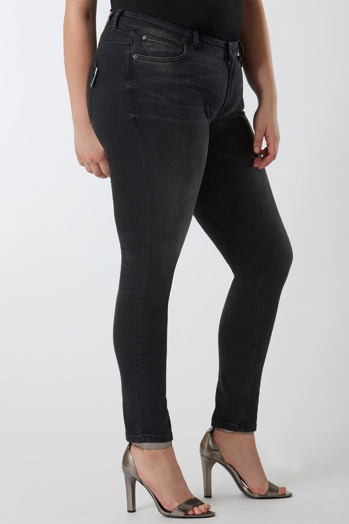 O fit skinny jeans black image number 4