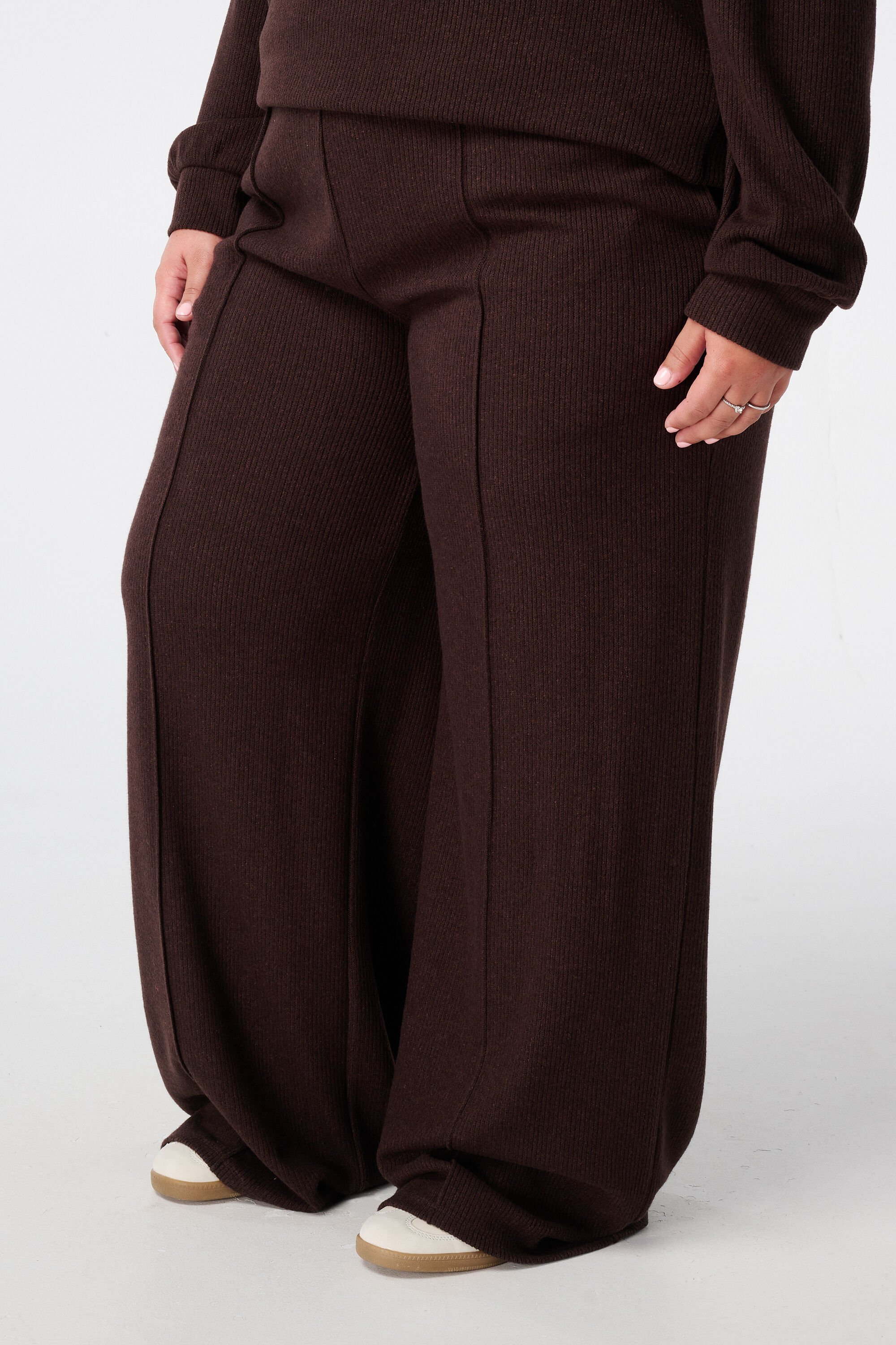 Rechte broek met elastieke taille image number 5