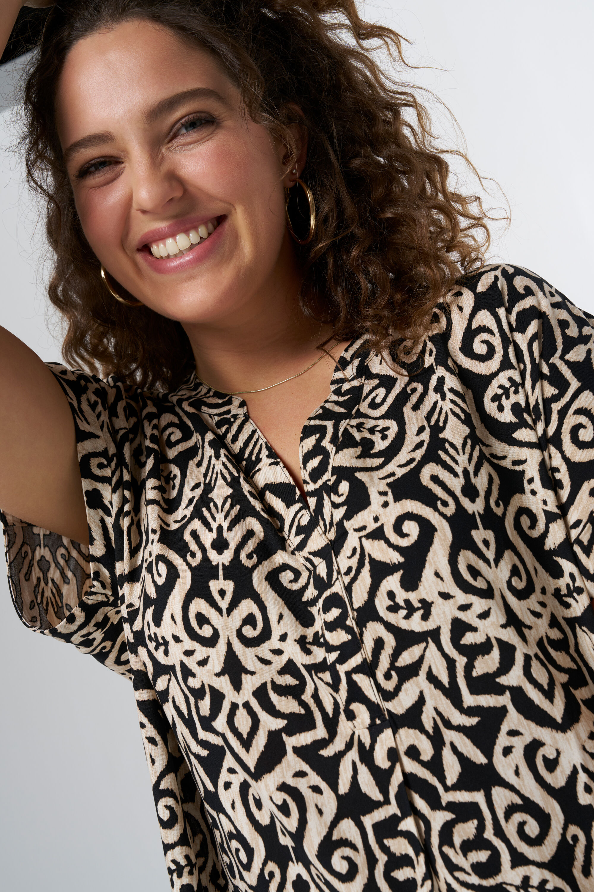 Ruimvallende jurk met print image number 6