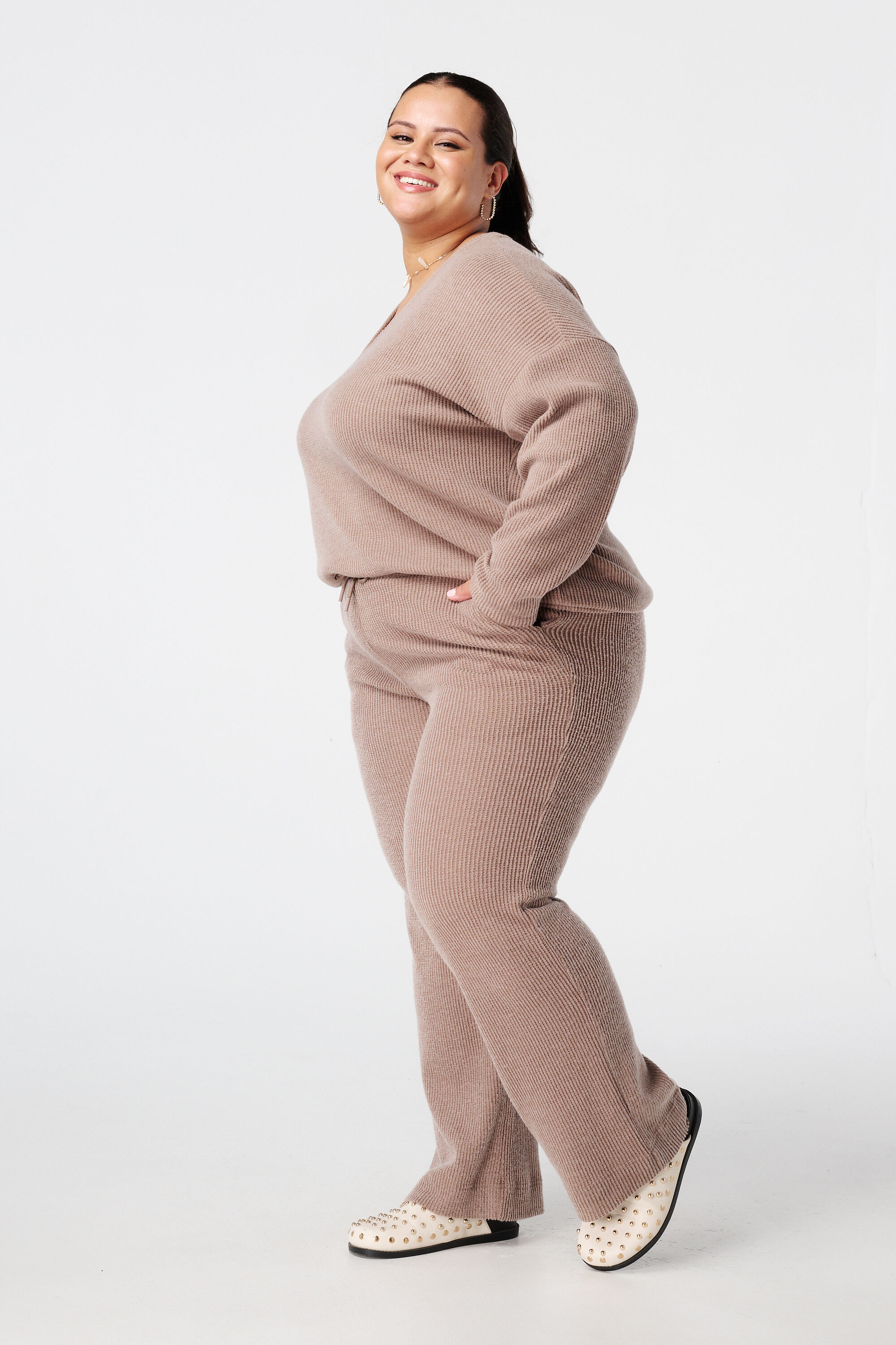 Fijn gebreide trui image number 5