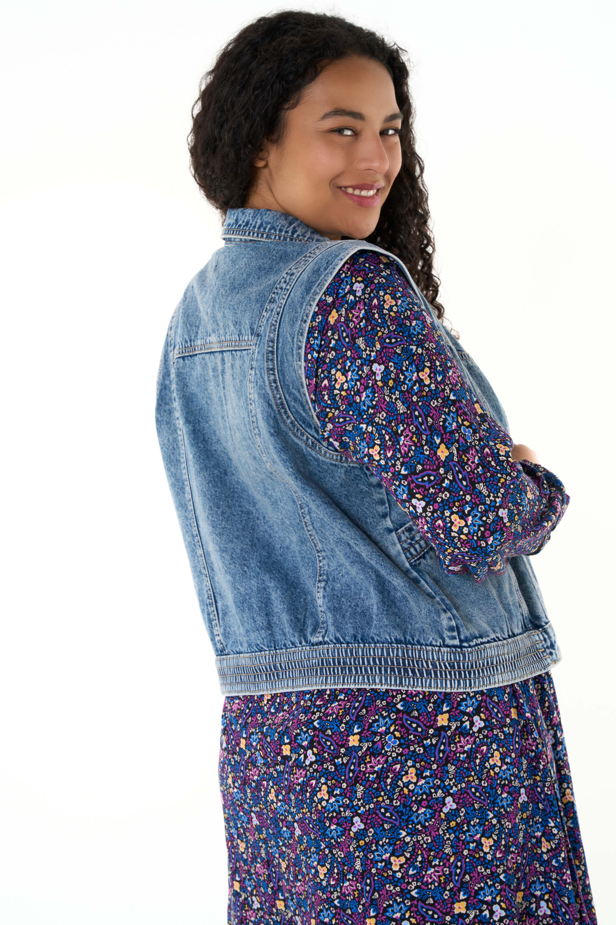 Denim gilet  image number 3