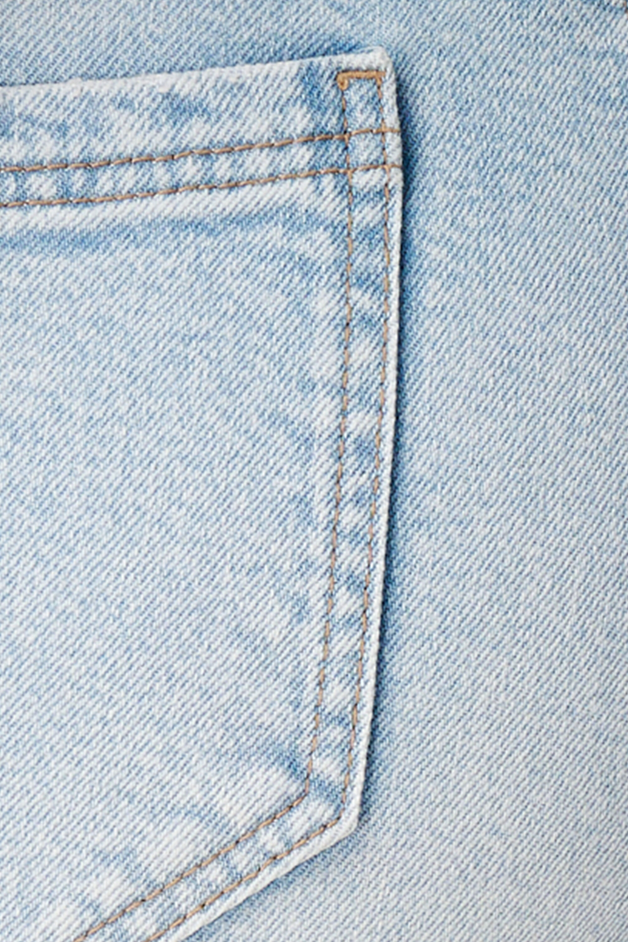 Loose straight leg jeans image number 6