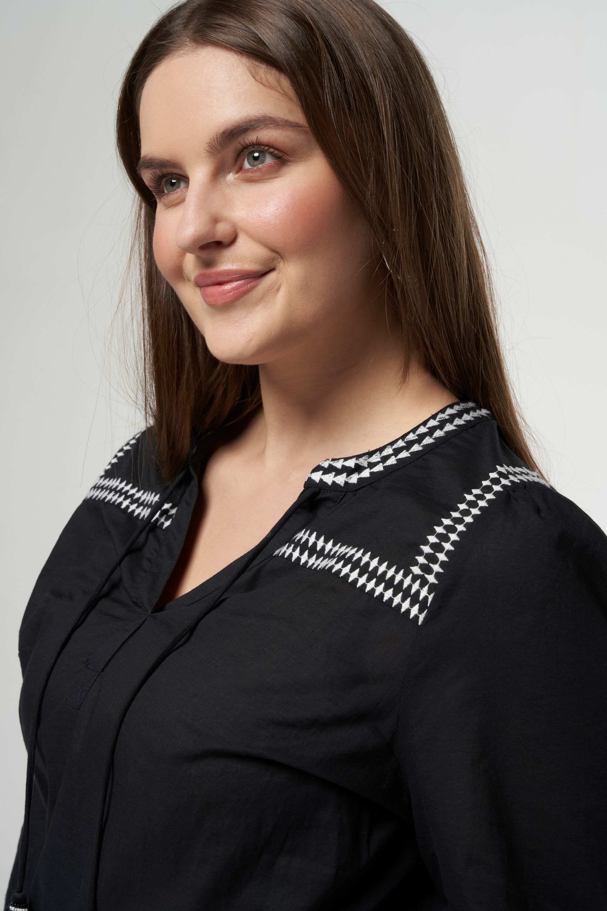 Blouse met borduursels image number 4