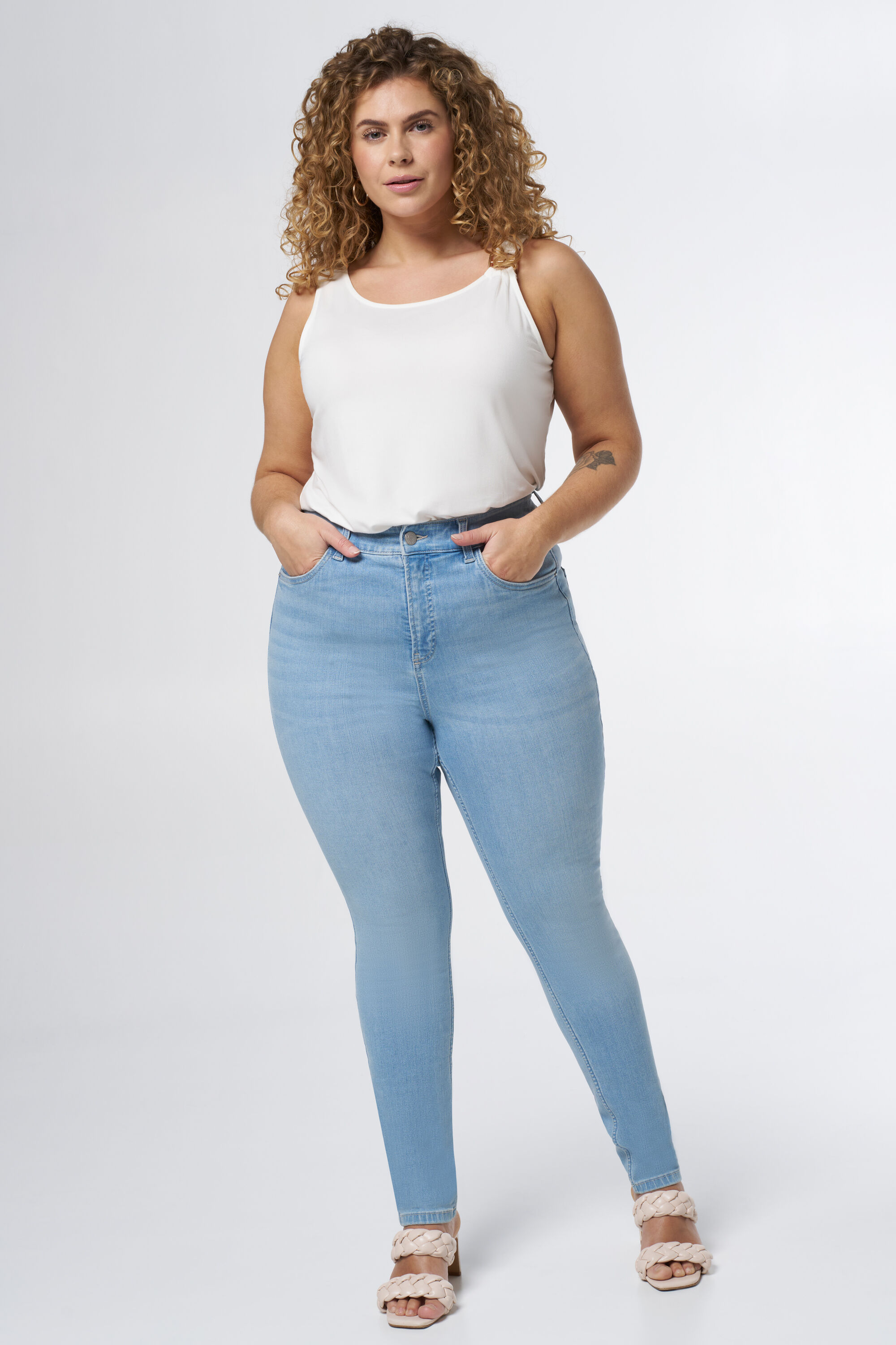 Skinny leg high waist jeans CHERRY