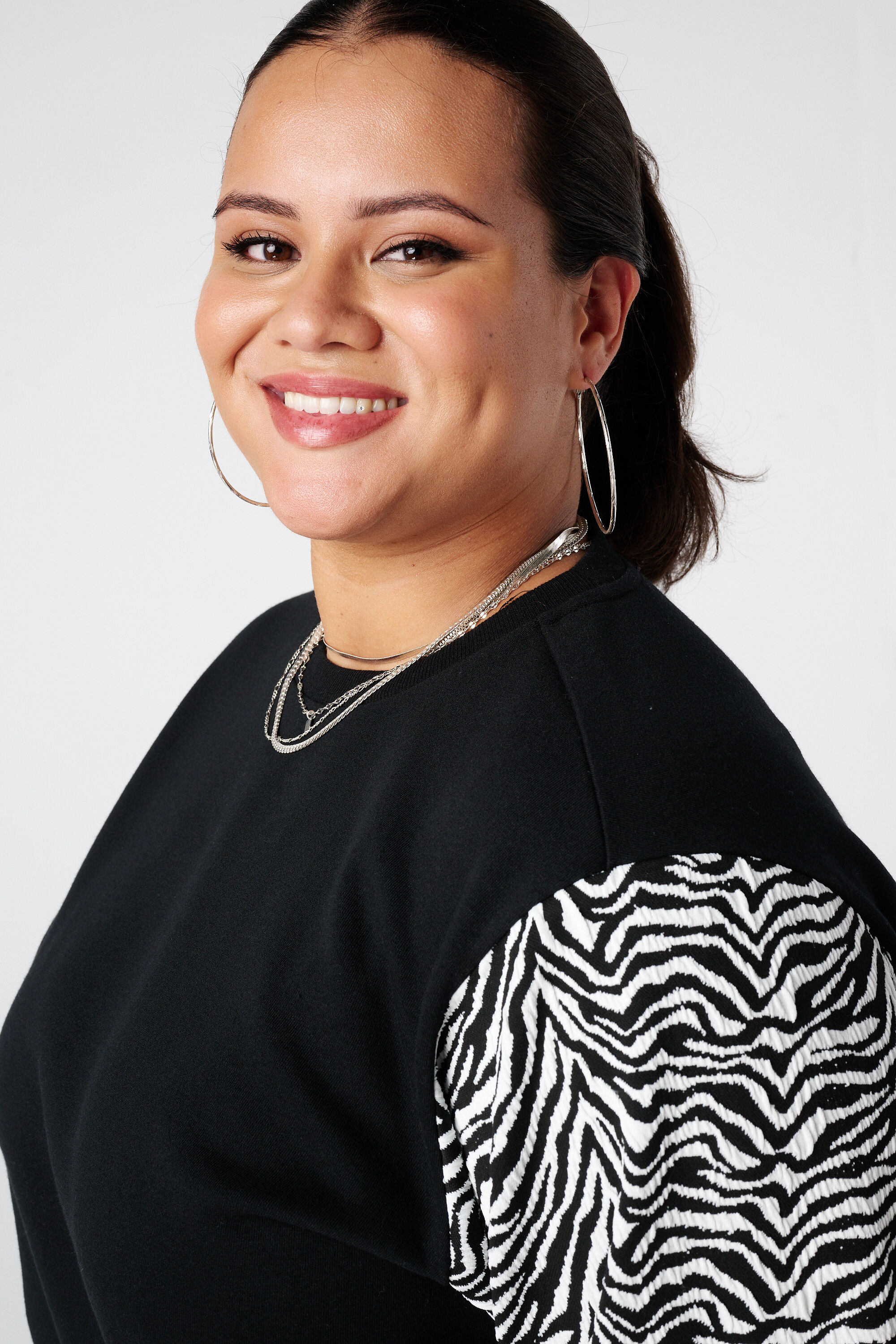 Sweater met ballonmouwen met opdruk image number 4