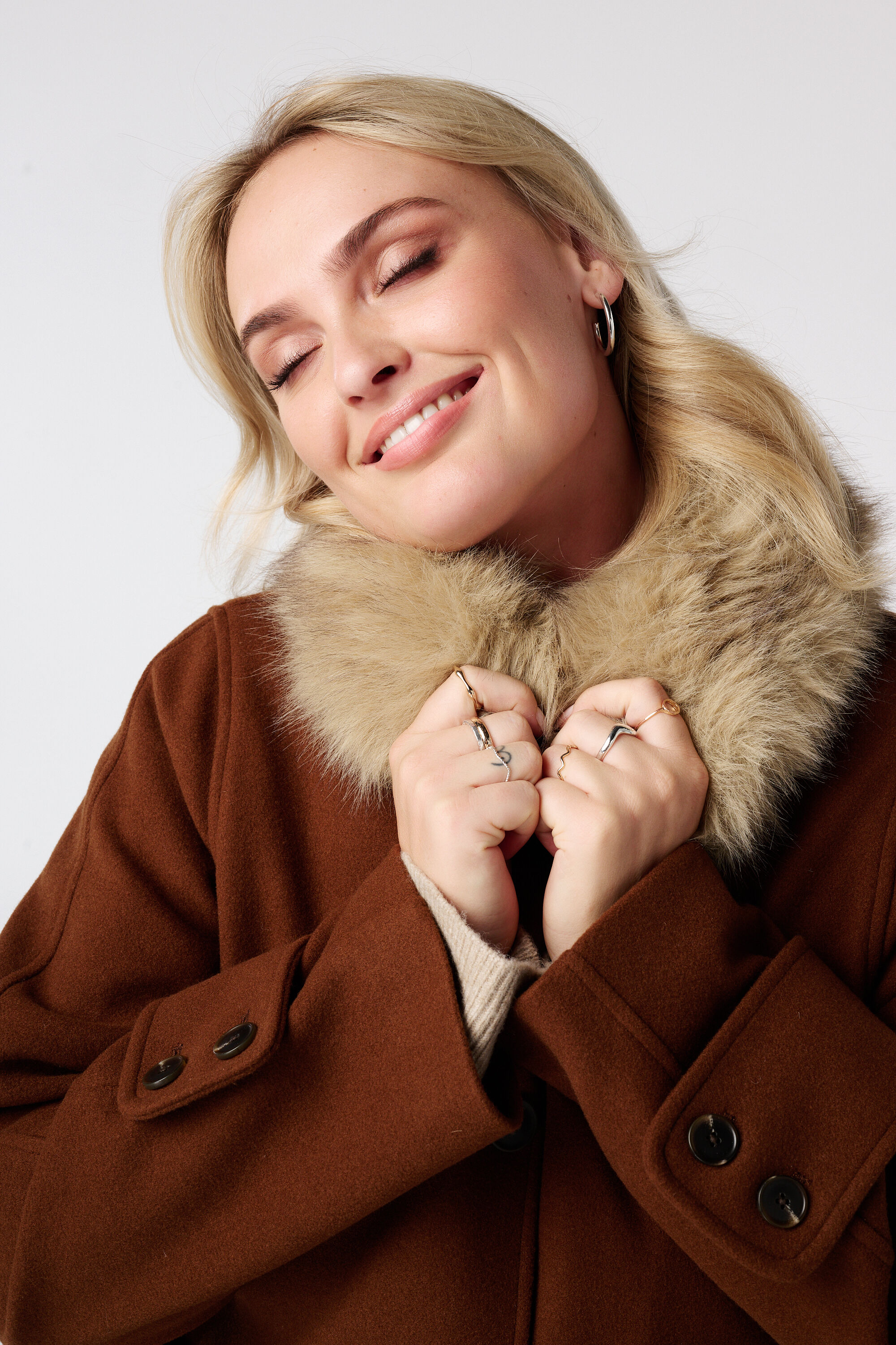 Manteljas met faux fur kraag image number 4