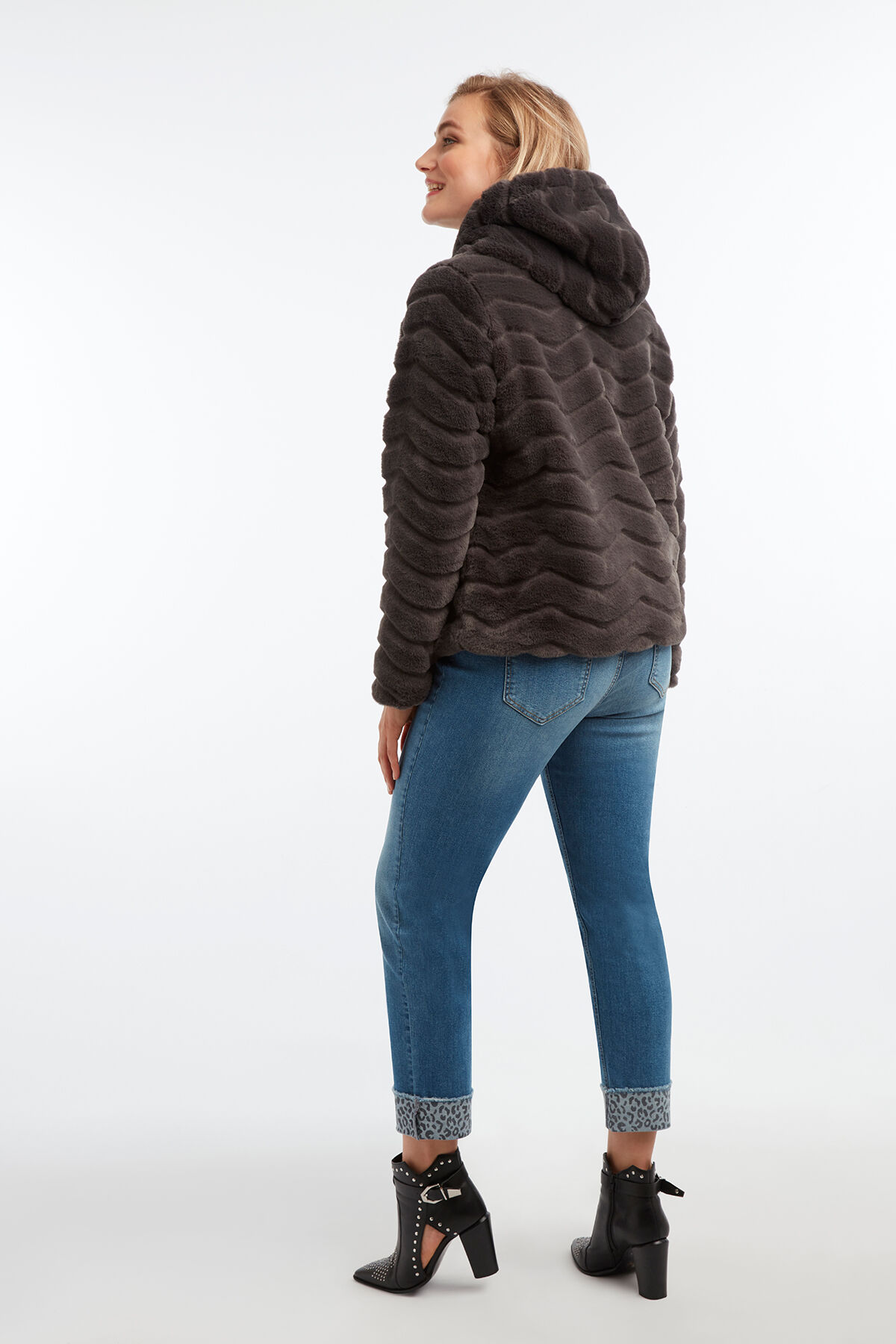 Fake fur jas image number 5