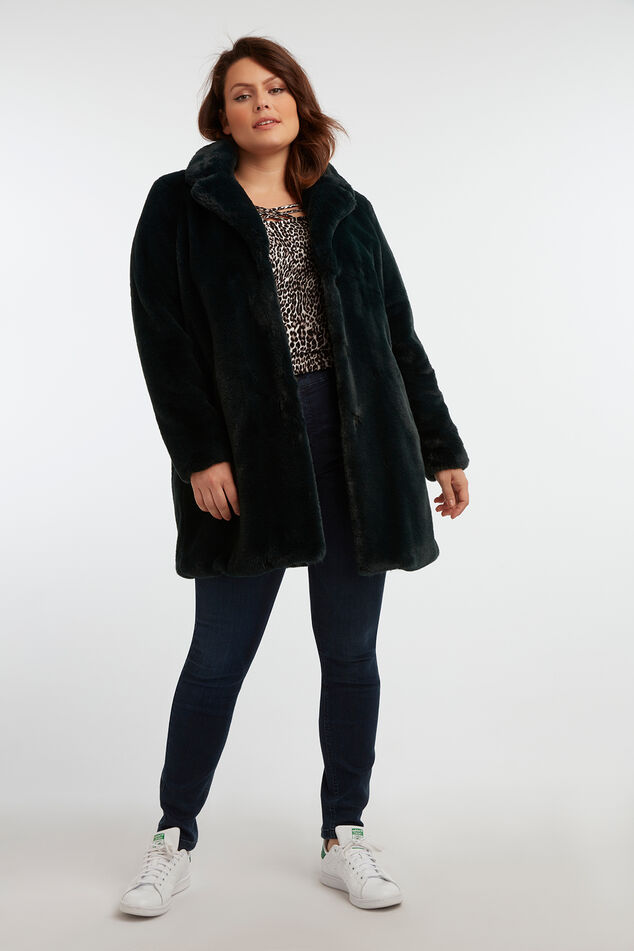 Imitatie bontjas image number 6