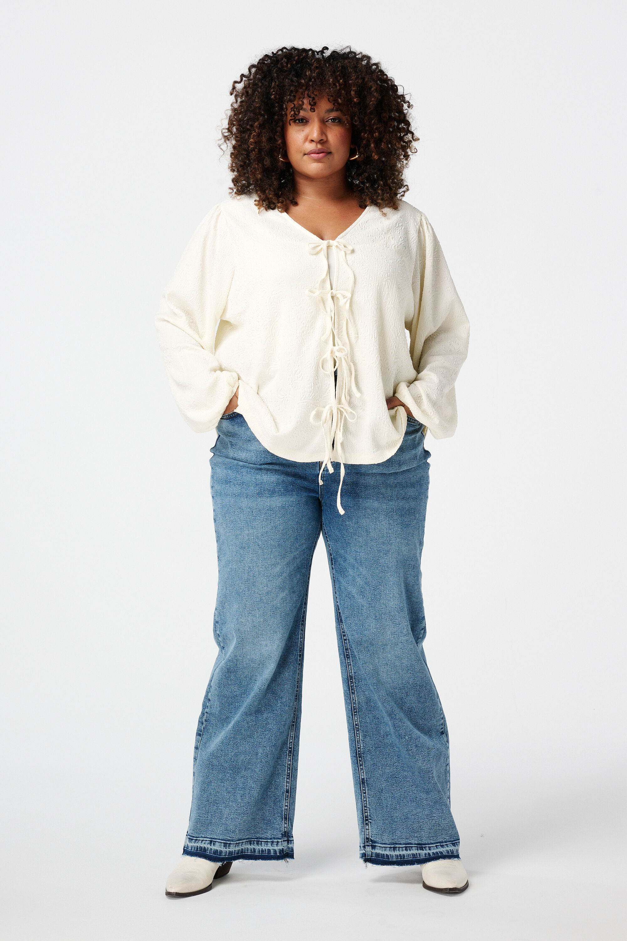 Top met strikjes image number 5