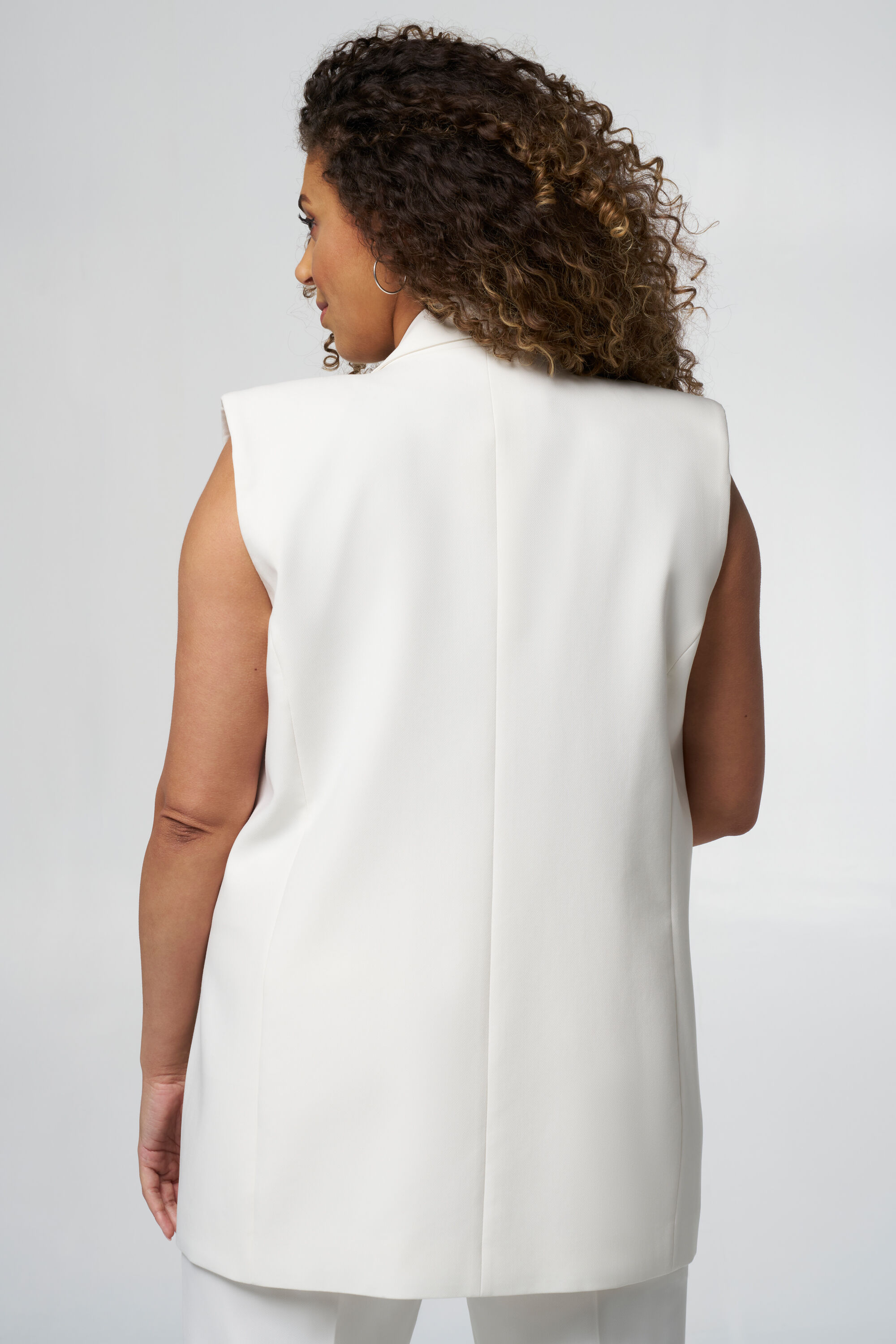 Tijdloze gilet met knoopsluiting image number 3