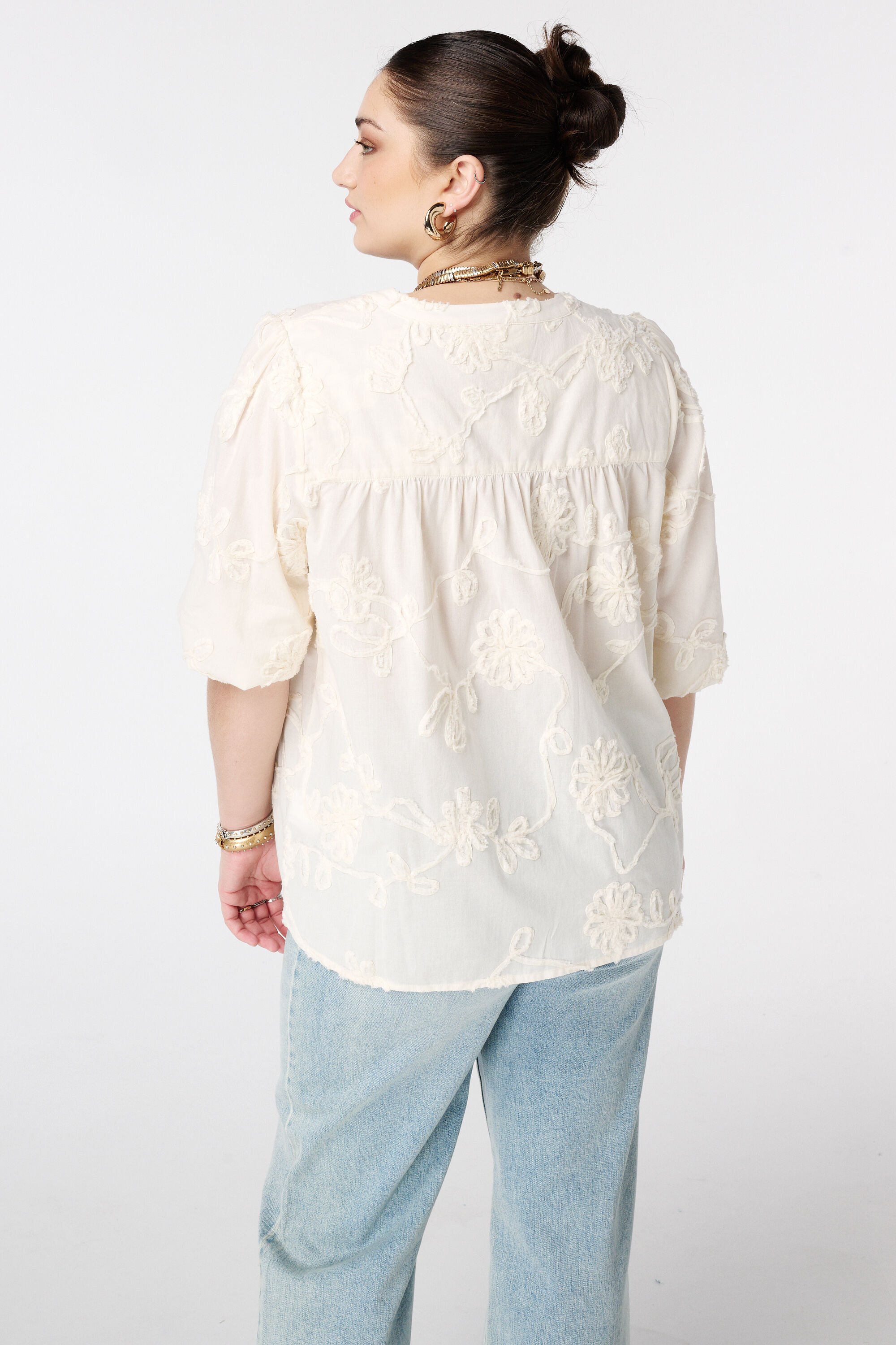 Blouse met geborduurde bloemen image number 3