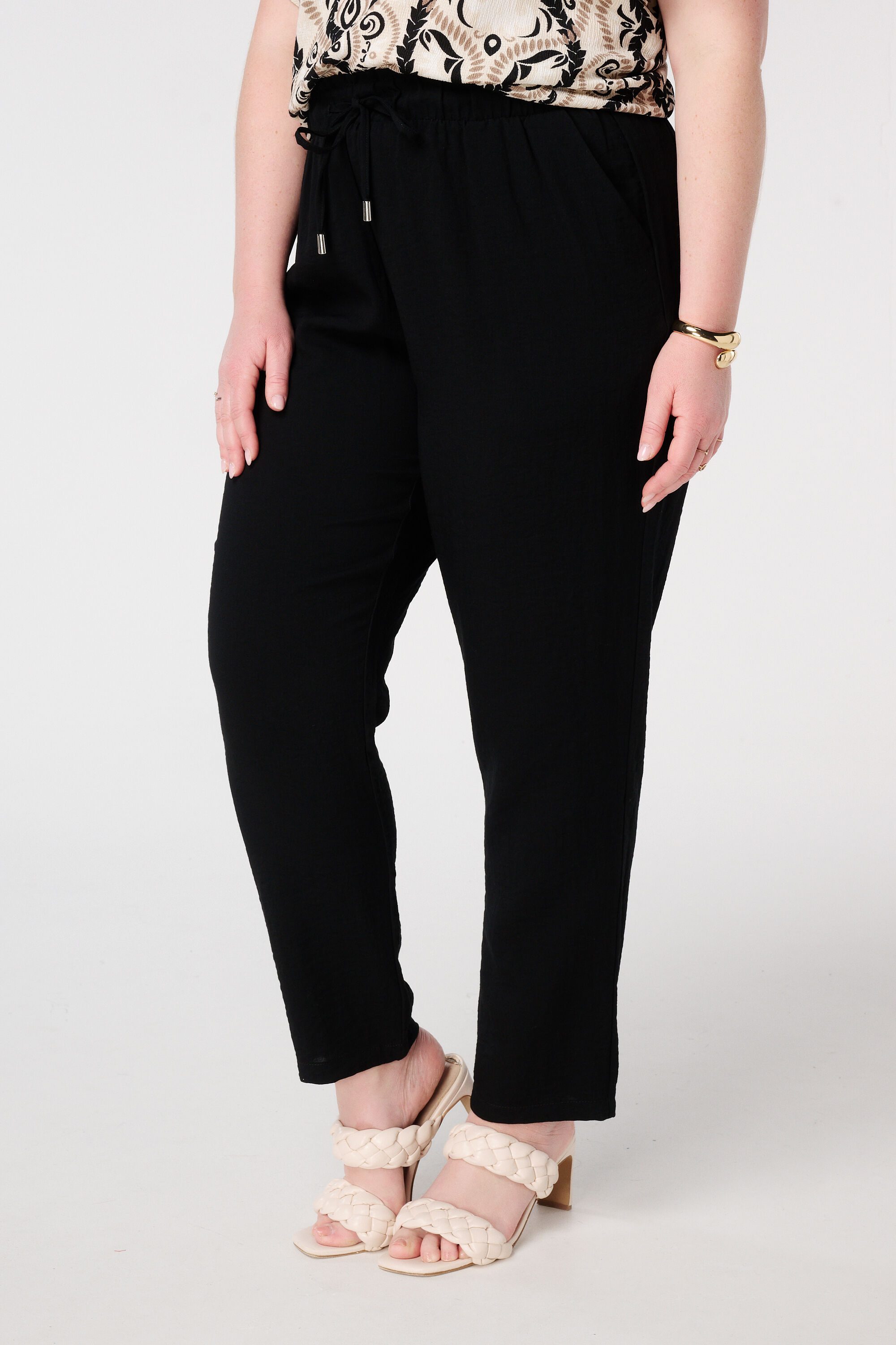 Comfy broek met strikkoord image number 5