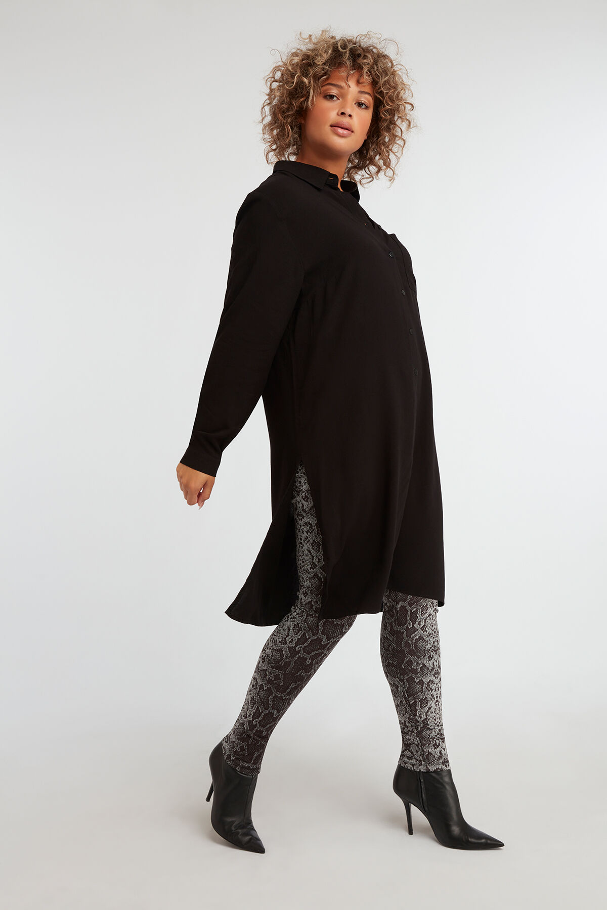 Lange blouse image number 3