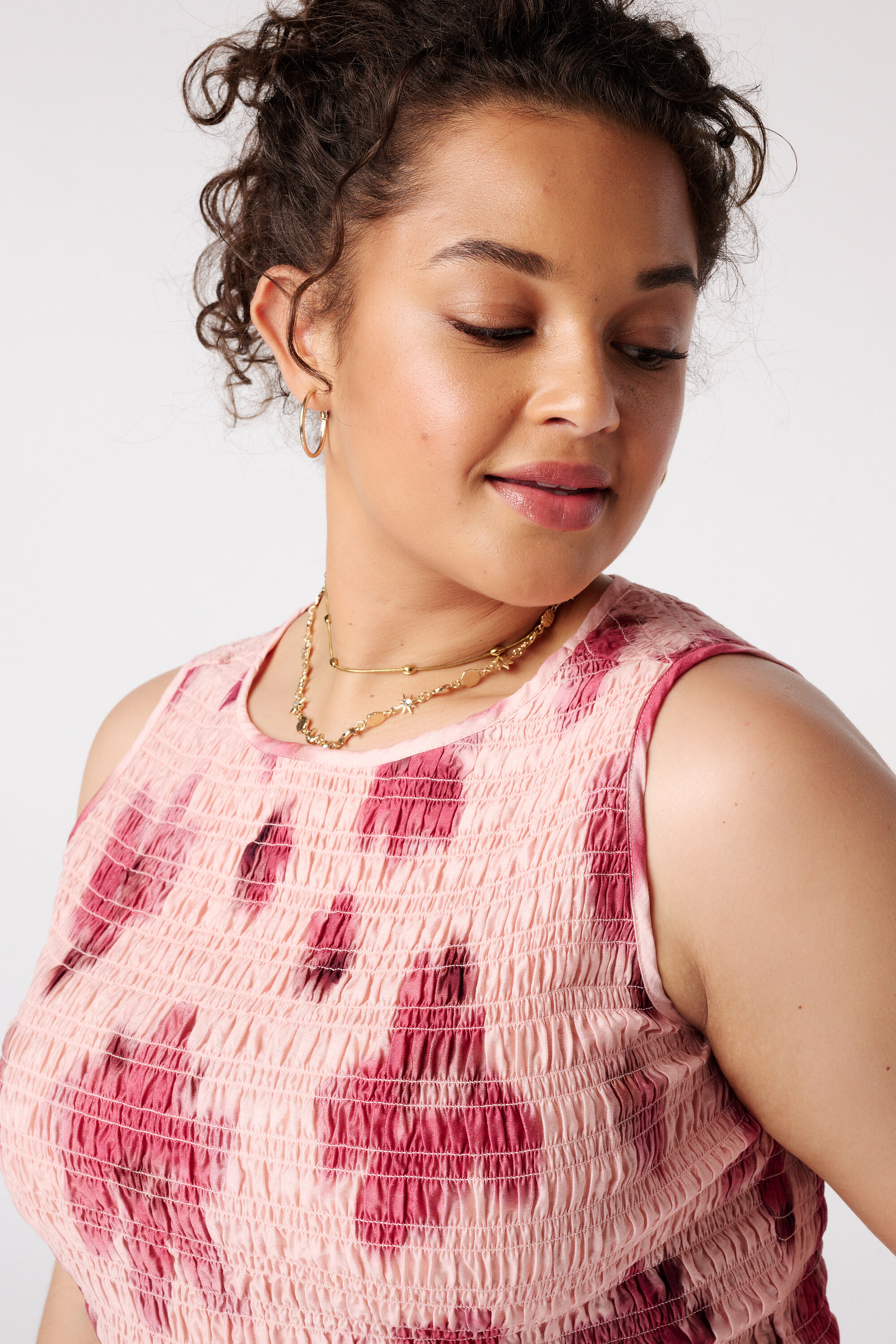Gesmokte blouse met polka dot image number 4