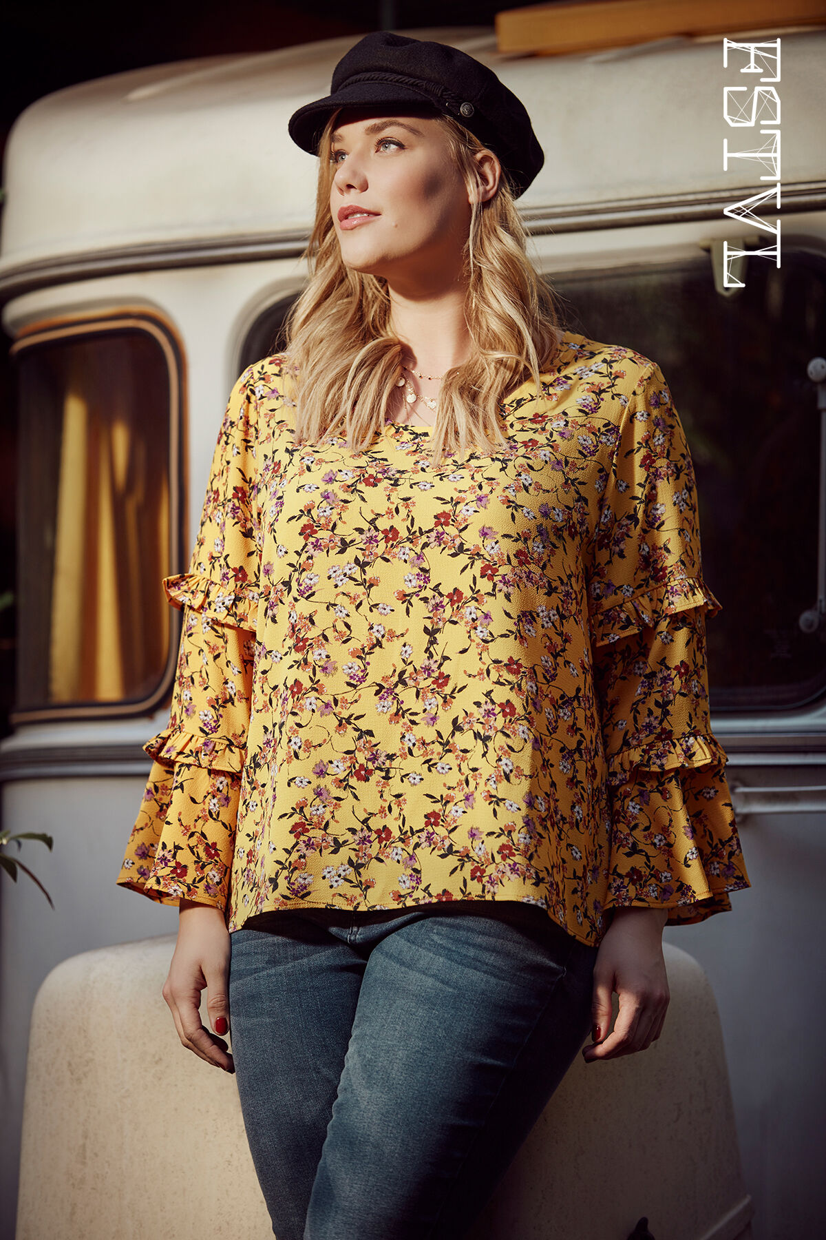 Blouse met volant mouwen image number 0