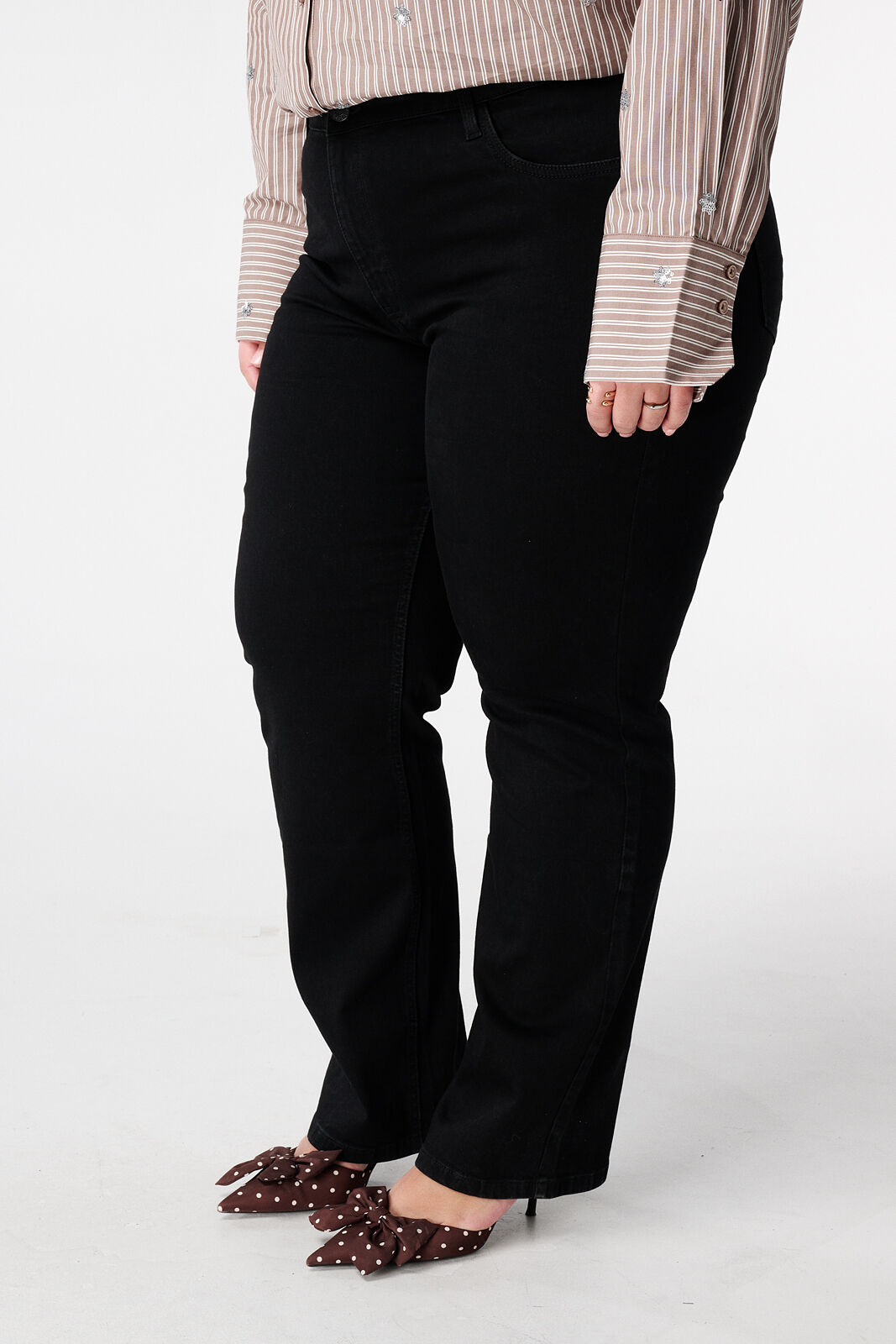 Straight leg jeans LILY image number 5