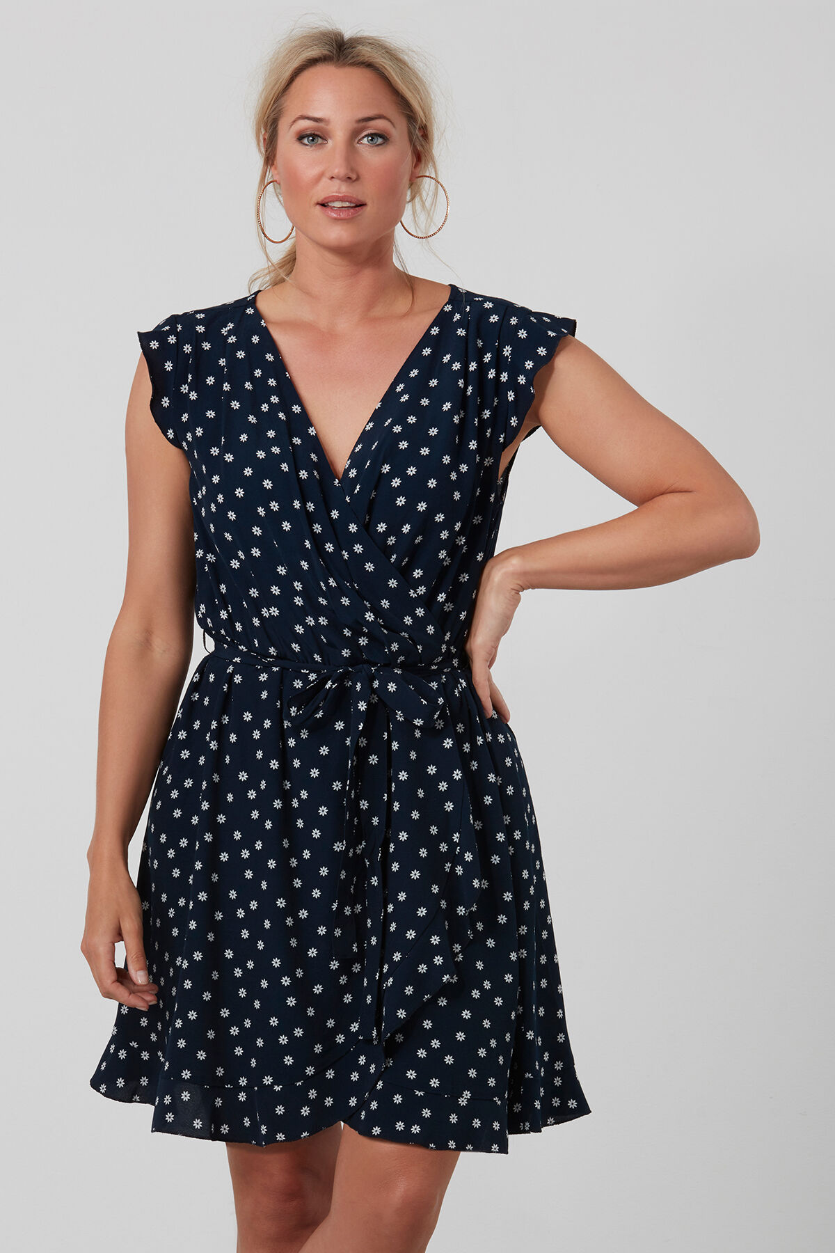 Overslagjurkje on sale