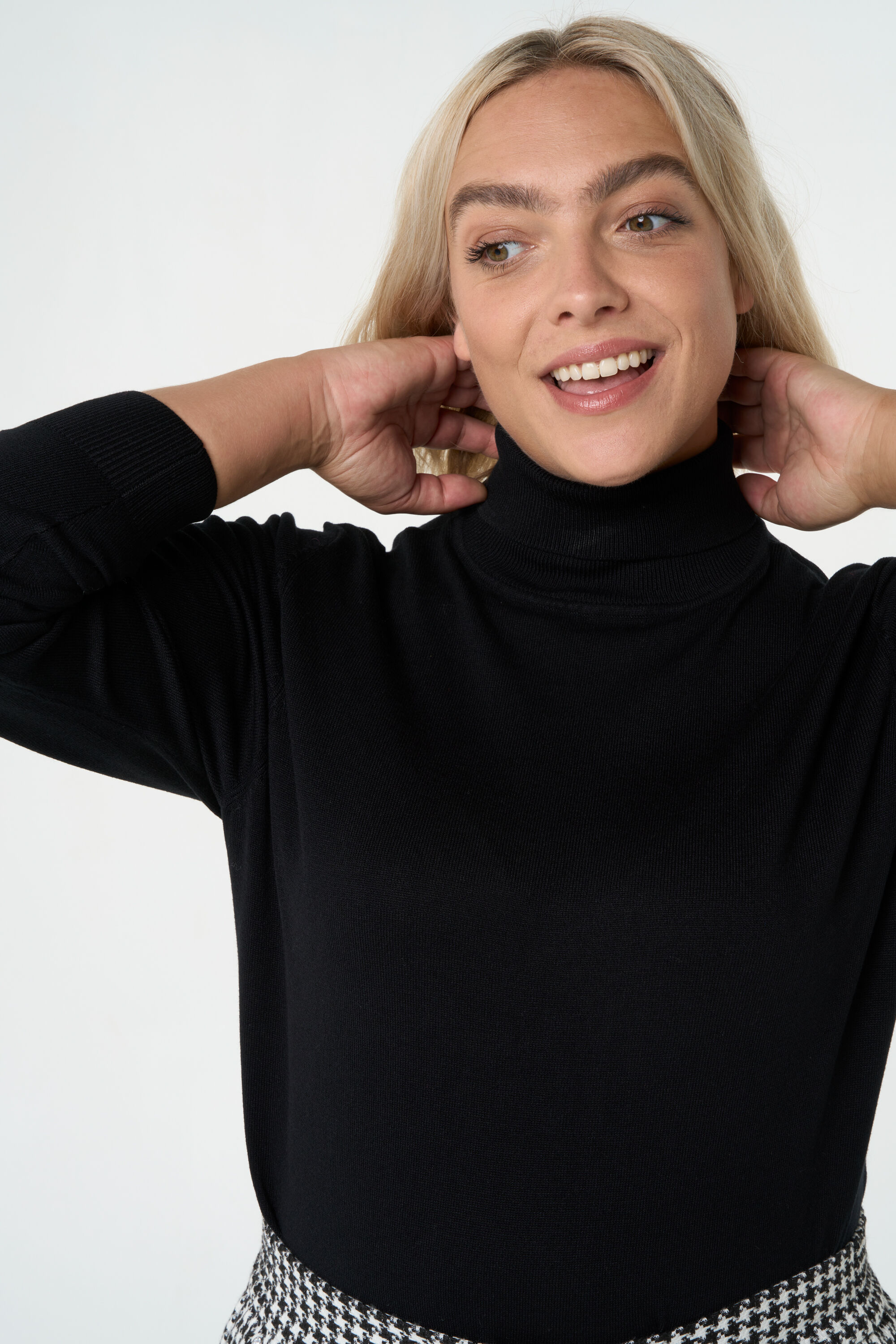 Fijngebreide coltrui image number 5