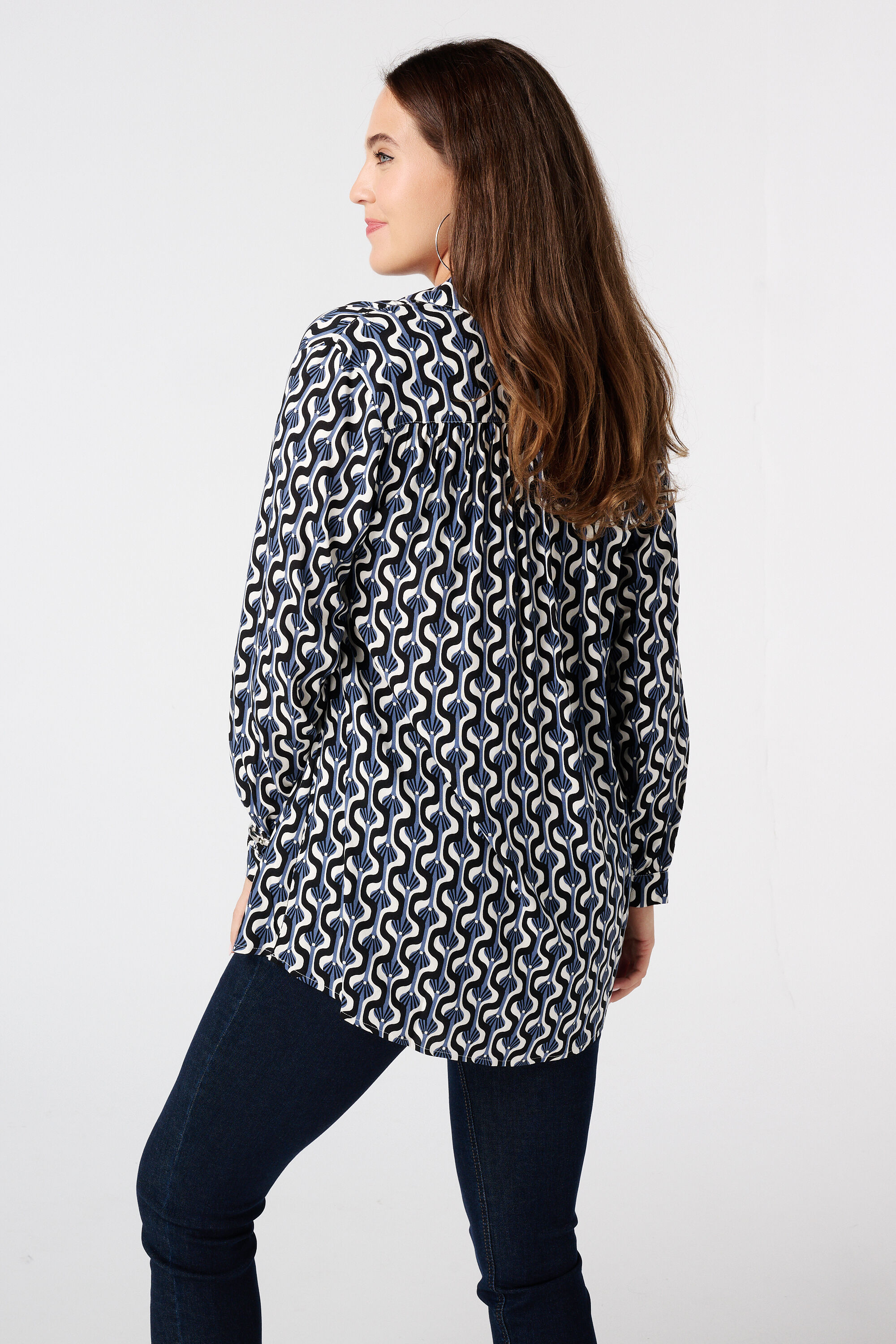 Oversized blouse met print image number 3