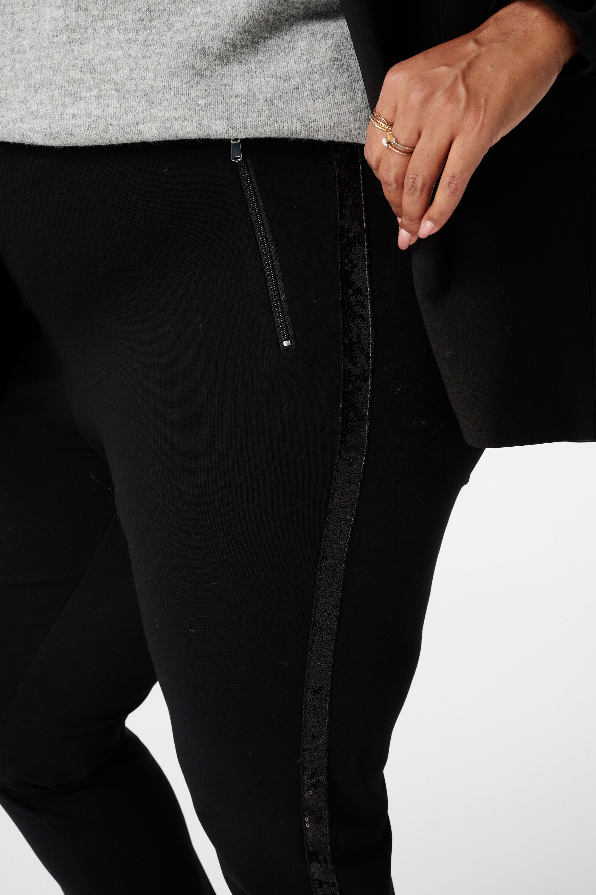 Tregging skinny leg met pailletten zijstreep image number 4