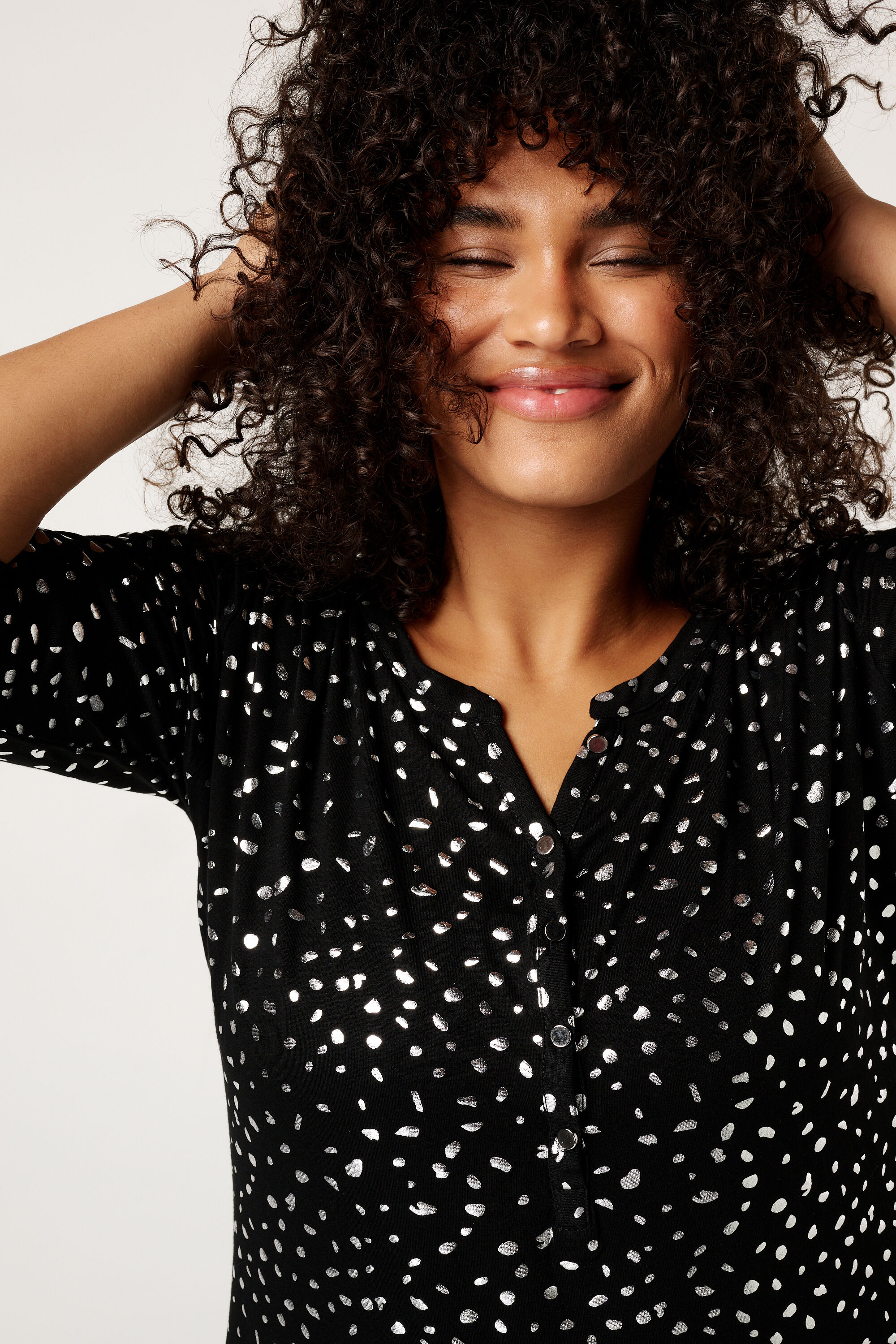 Top met knoopjes image number 4