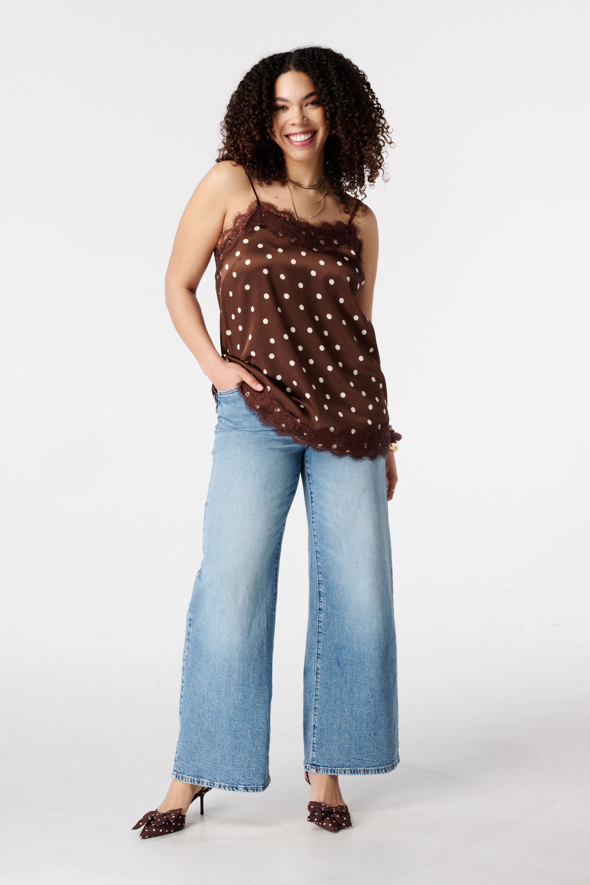 Polka dot blouse met kant image number 5