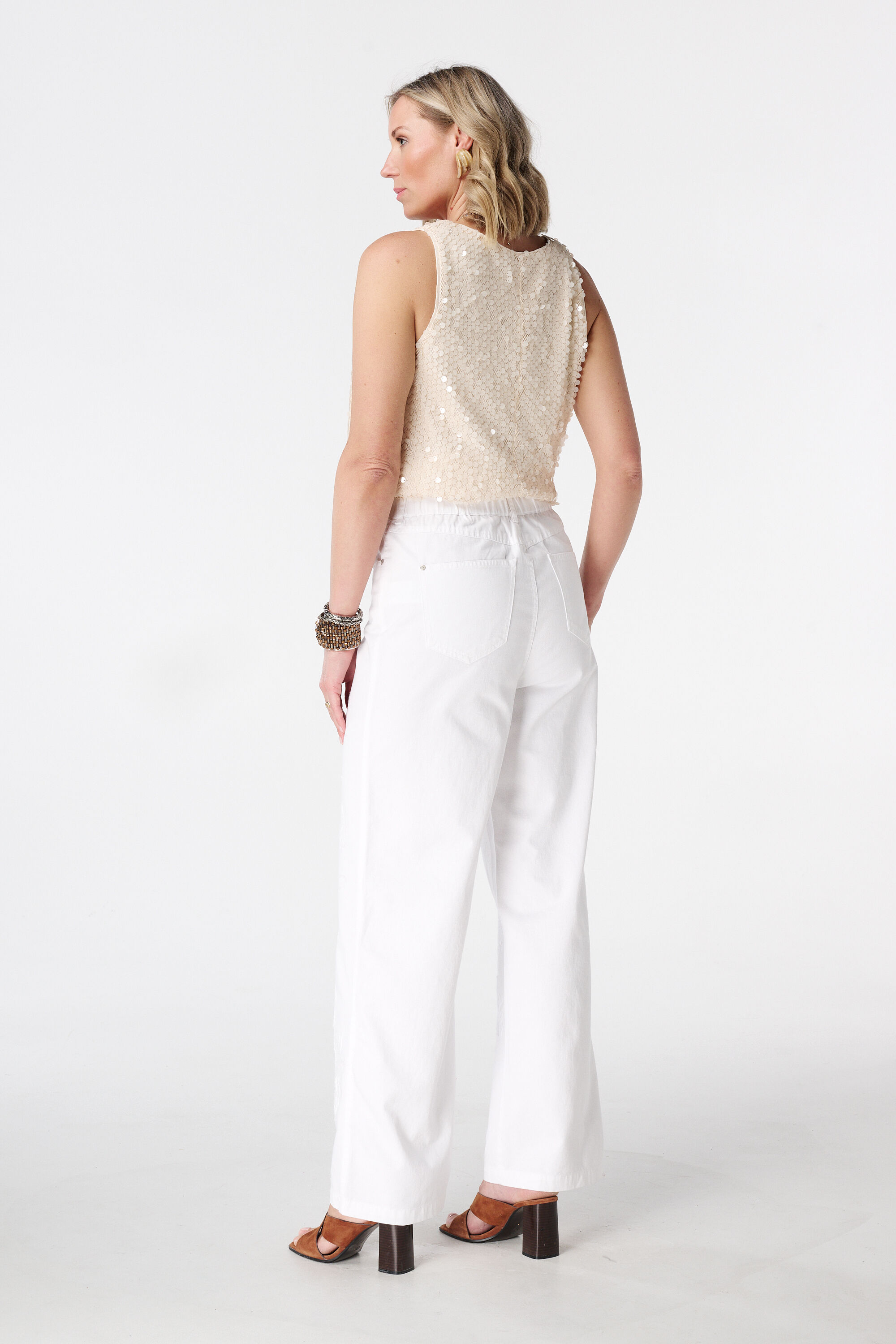 Wide leg jeans met embroidery image number 3