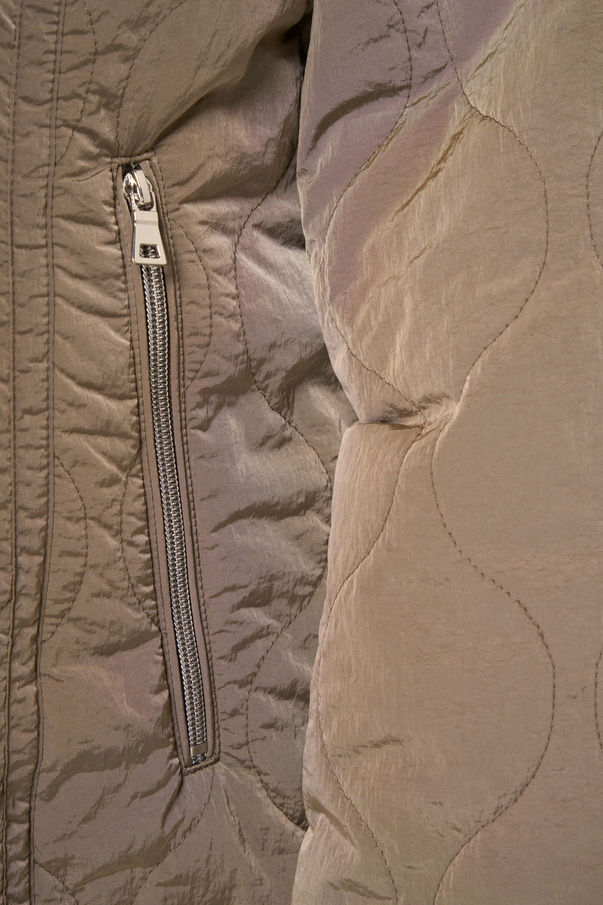 Tussenjas image number 4