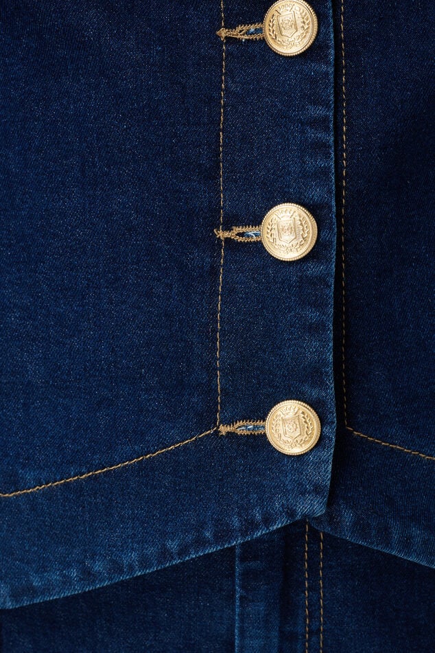 Denim gilet met gouden knopen image number 6