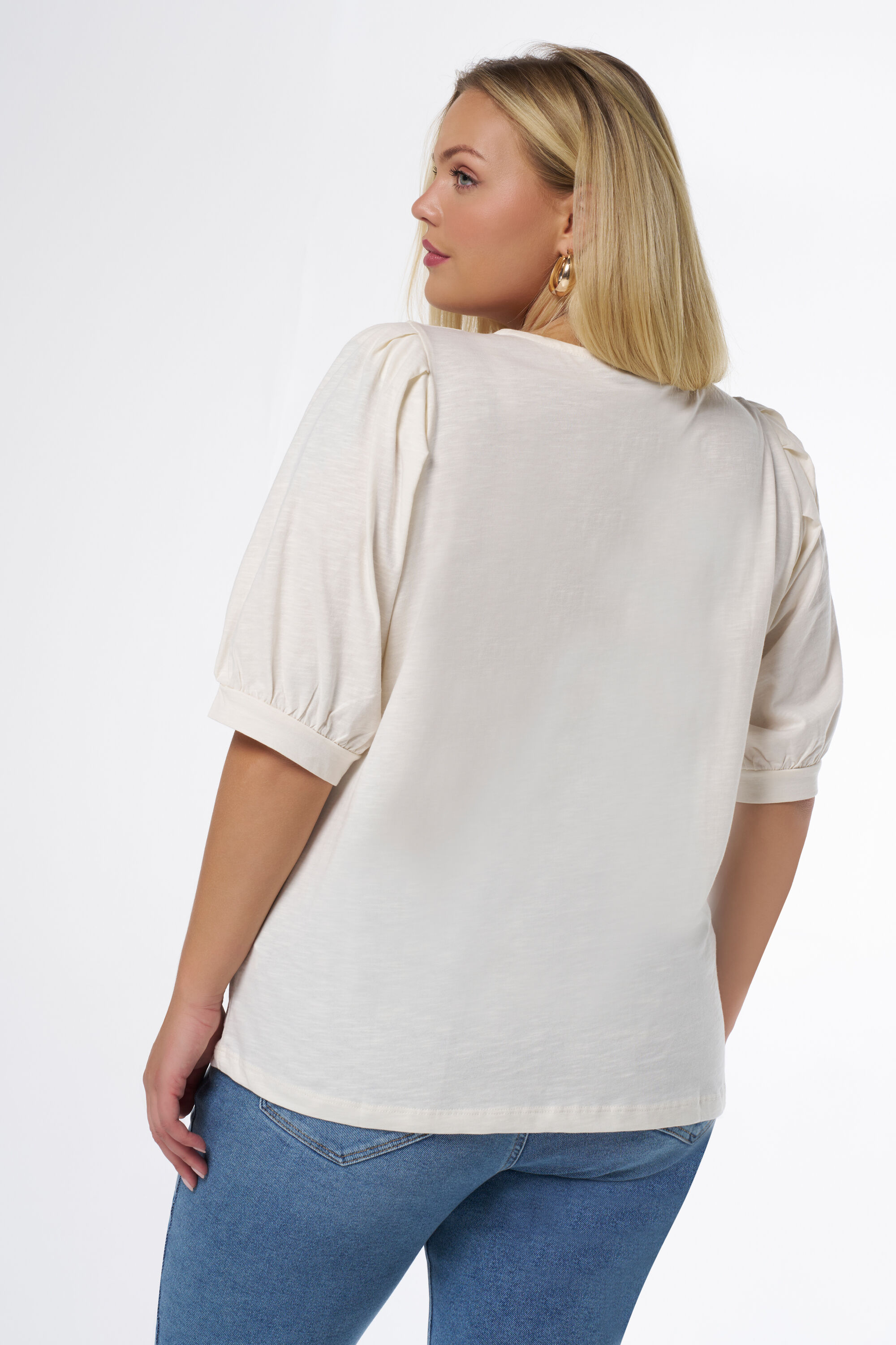 Top met knopen image number 3