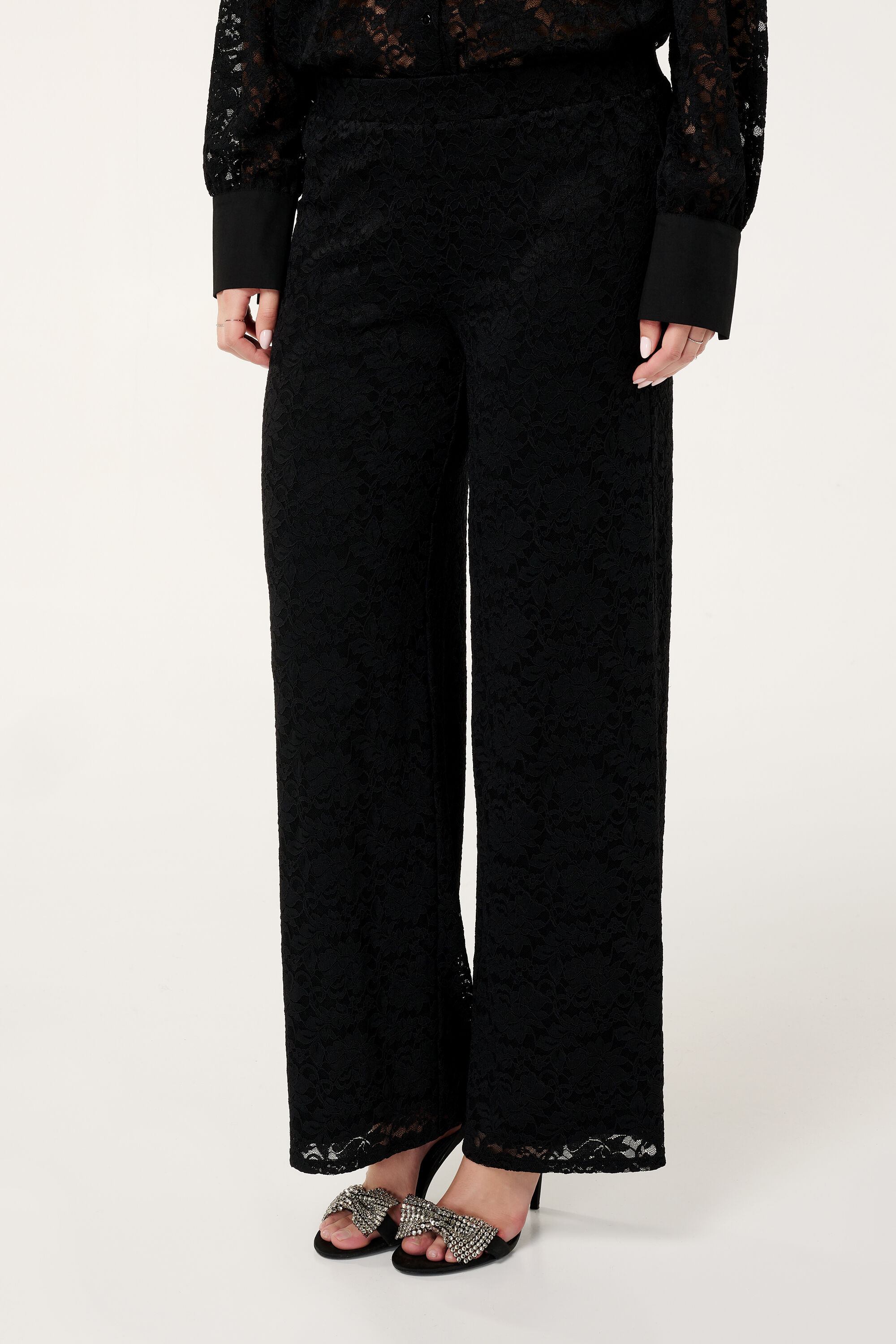 Kanten broek met wijde pijpen image number 5