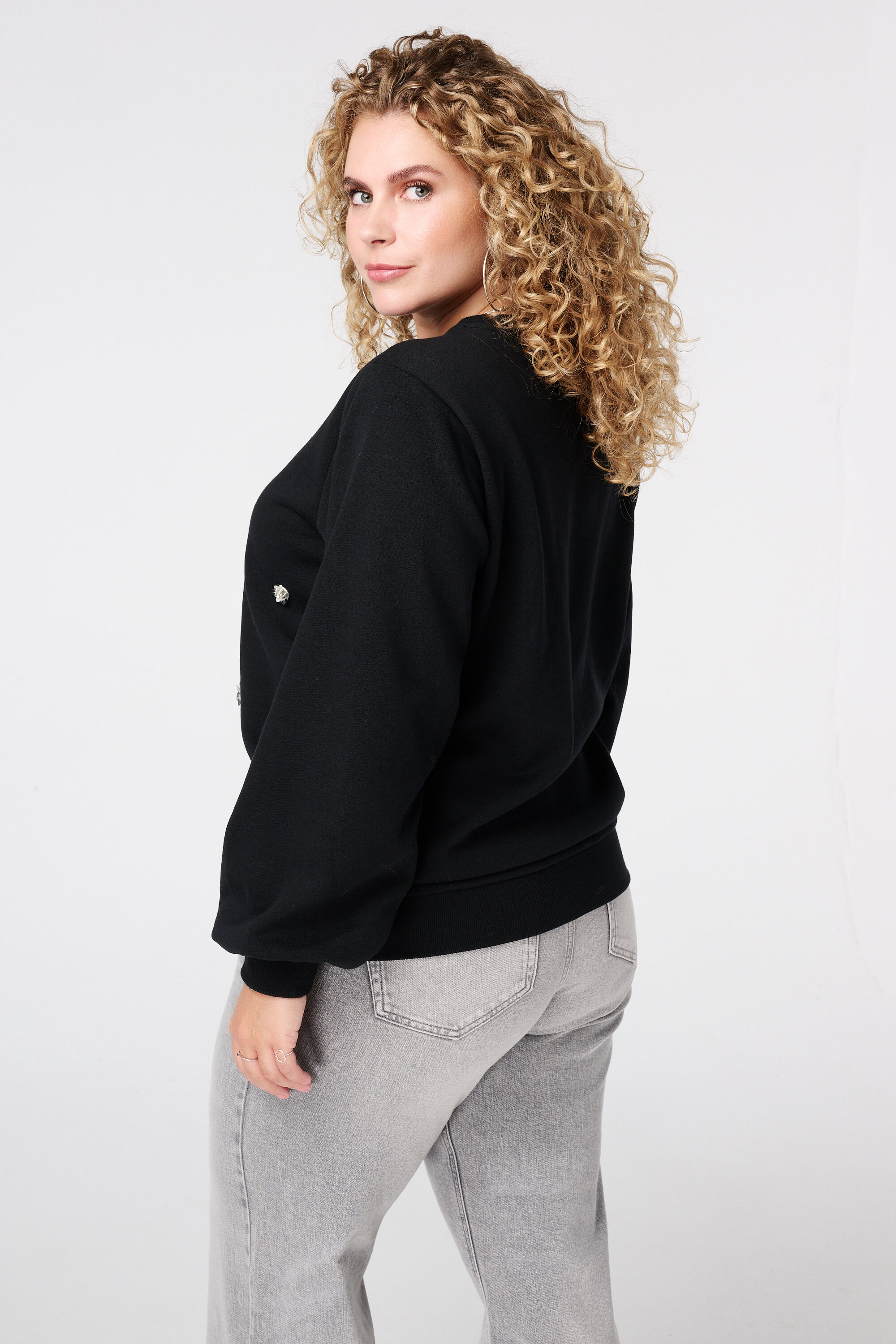 Sweater met 3D bloemen image number 3