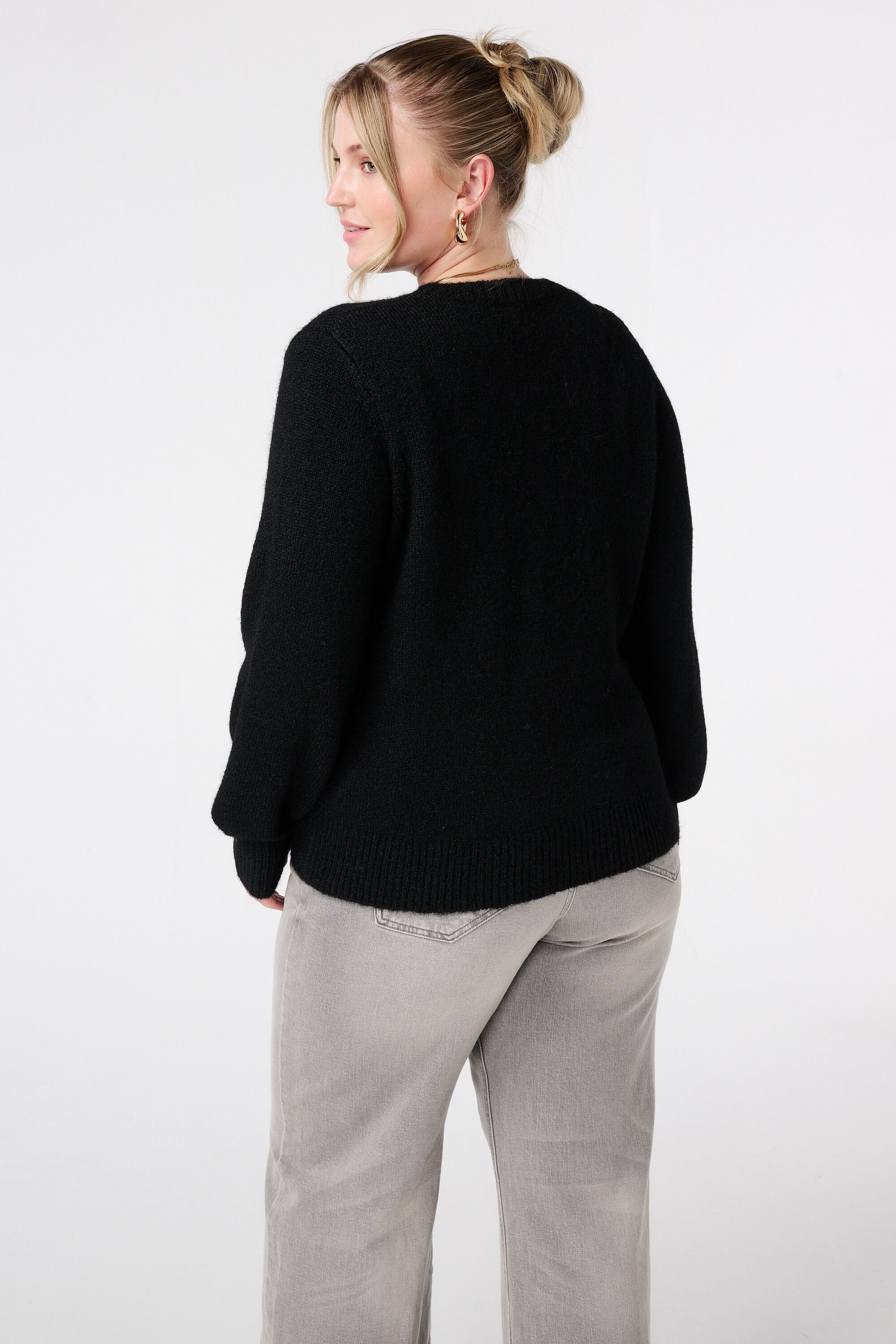 Fijn gebreid vest met knoopsluiting image number 3