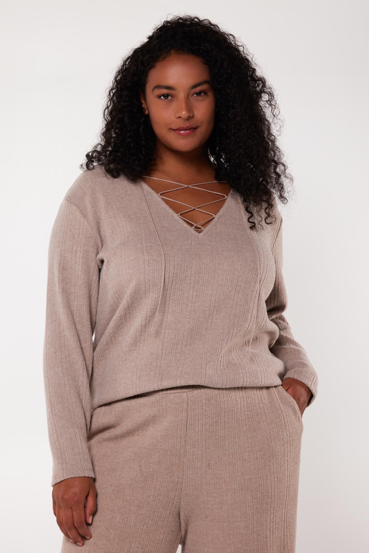 Rechtvallende top met v-hals image number 0