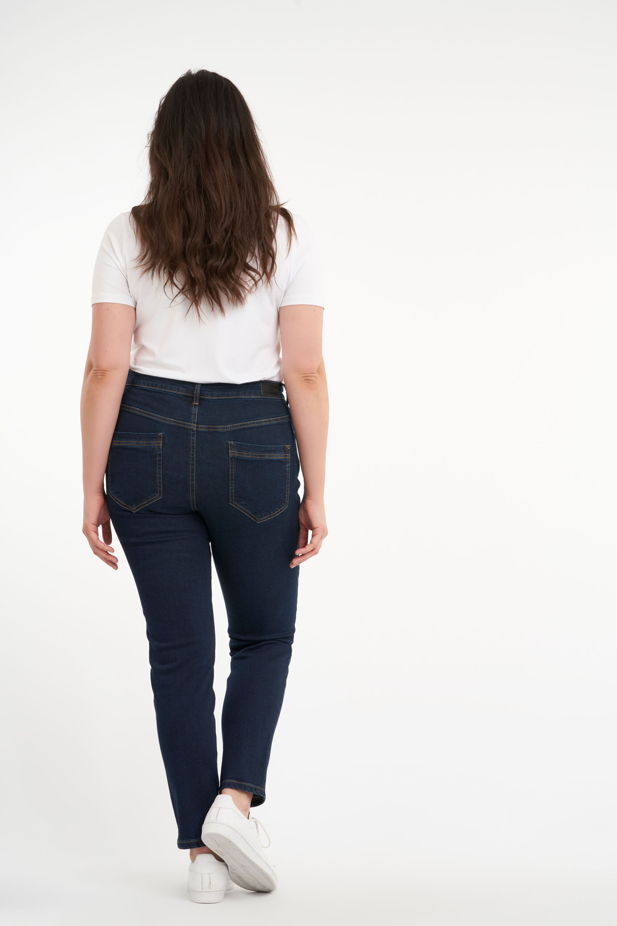 Slim leg jeans IRIS image number 3