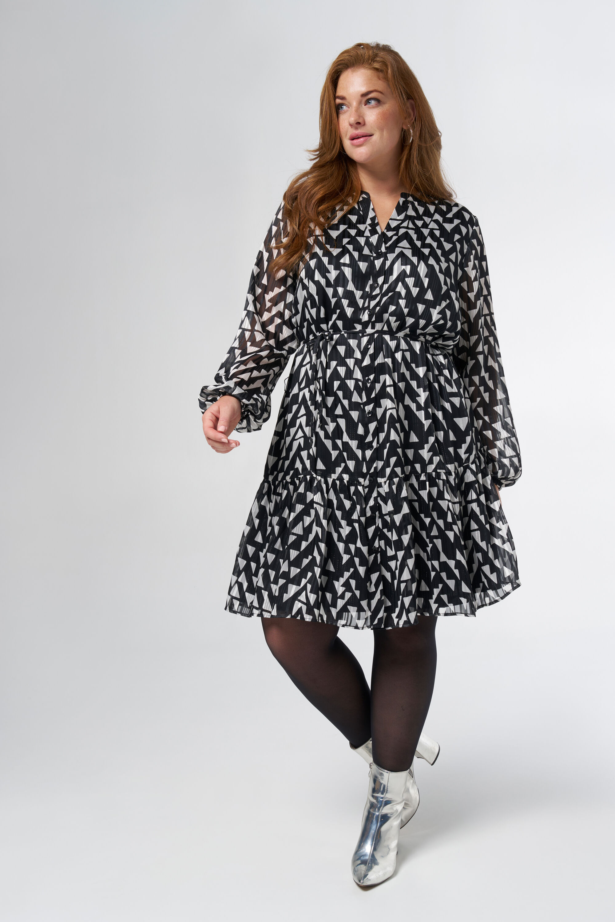 Doorknoopjurk met ceintuur image number 5