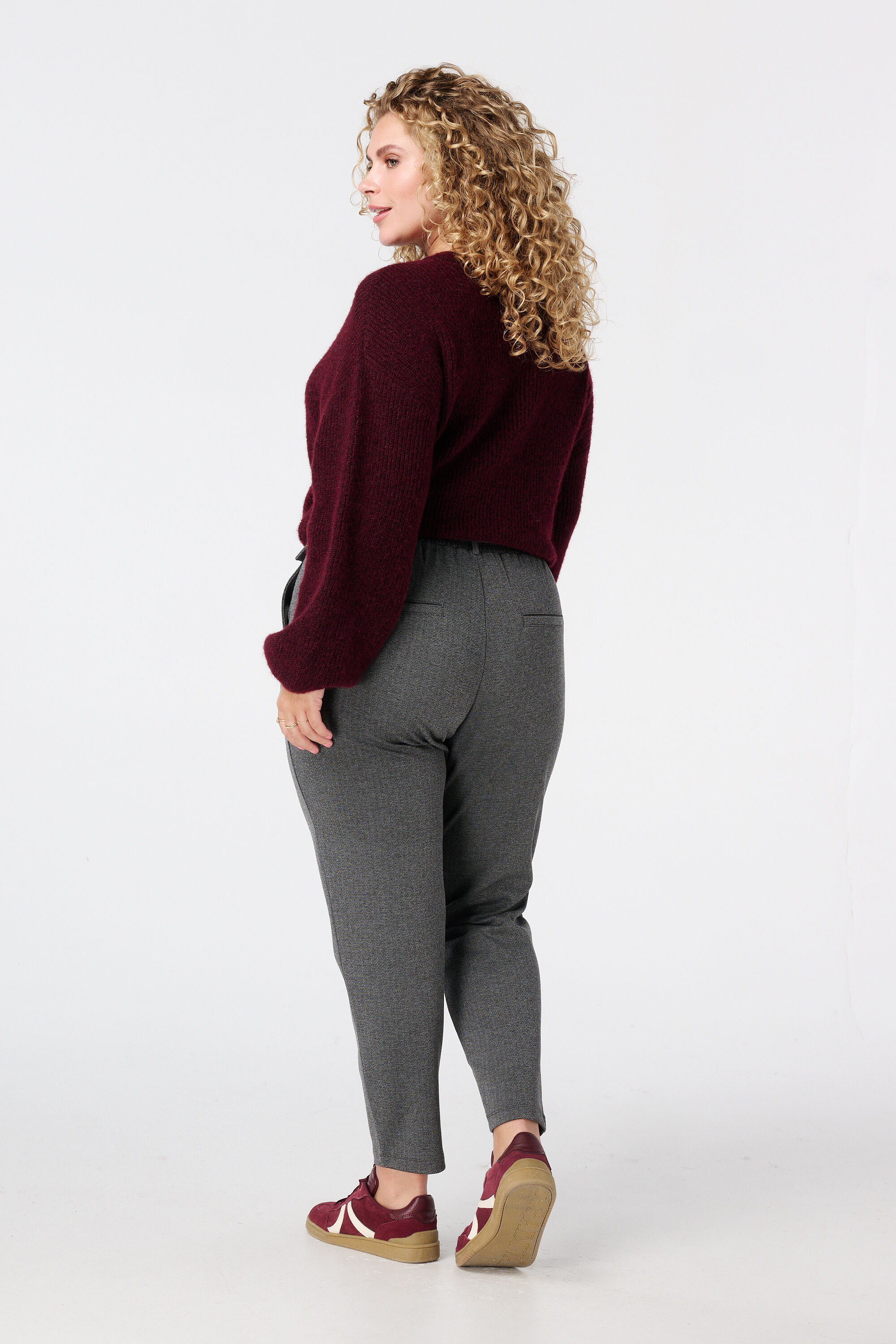 Slim fit pantalon met ceintuur image number 3