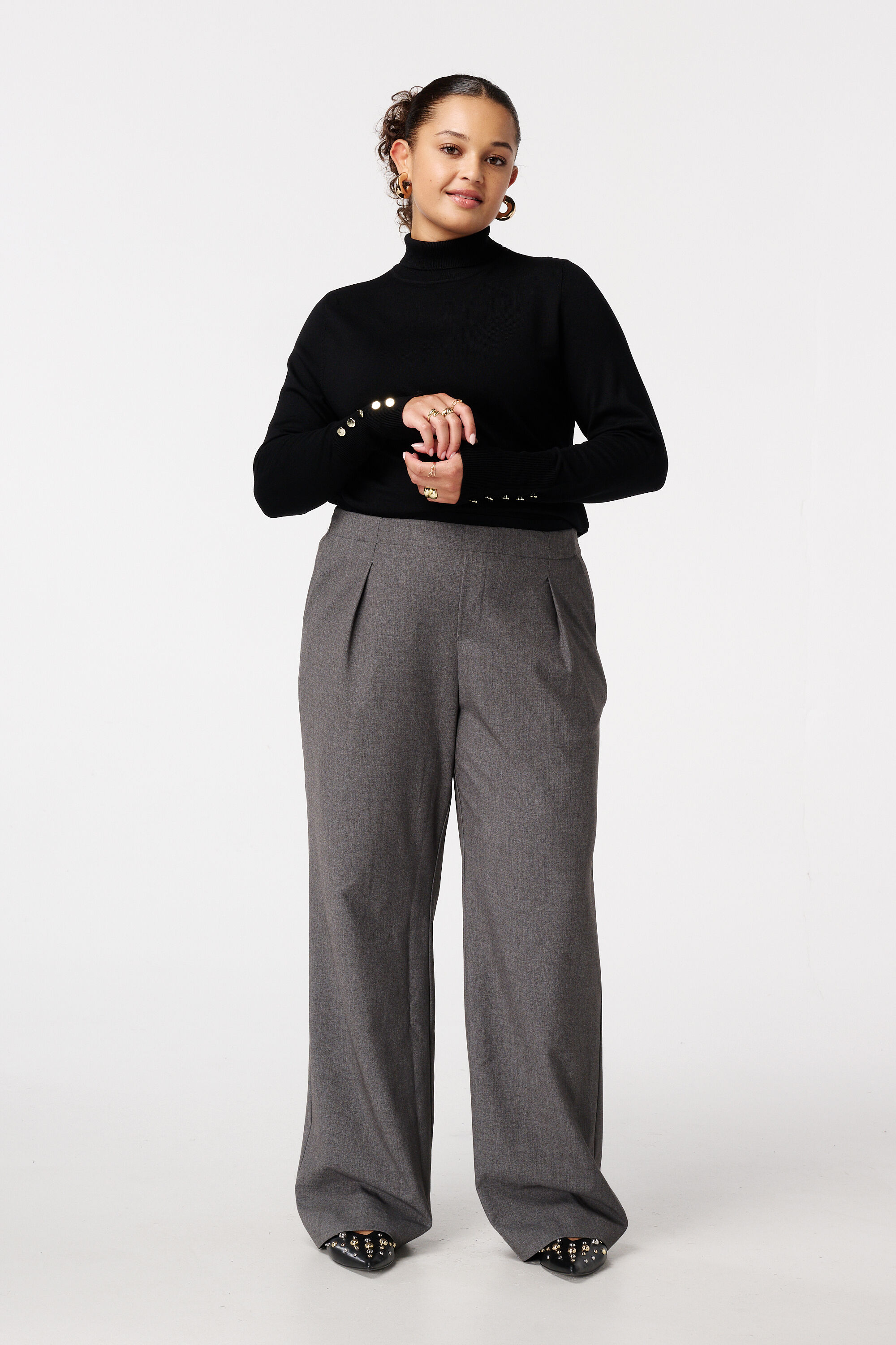 Trui met turtle neck en sierknopen image number 5