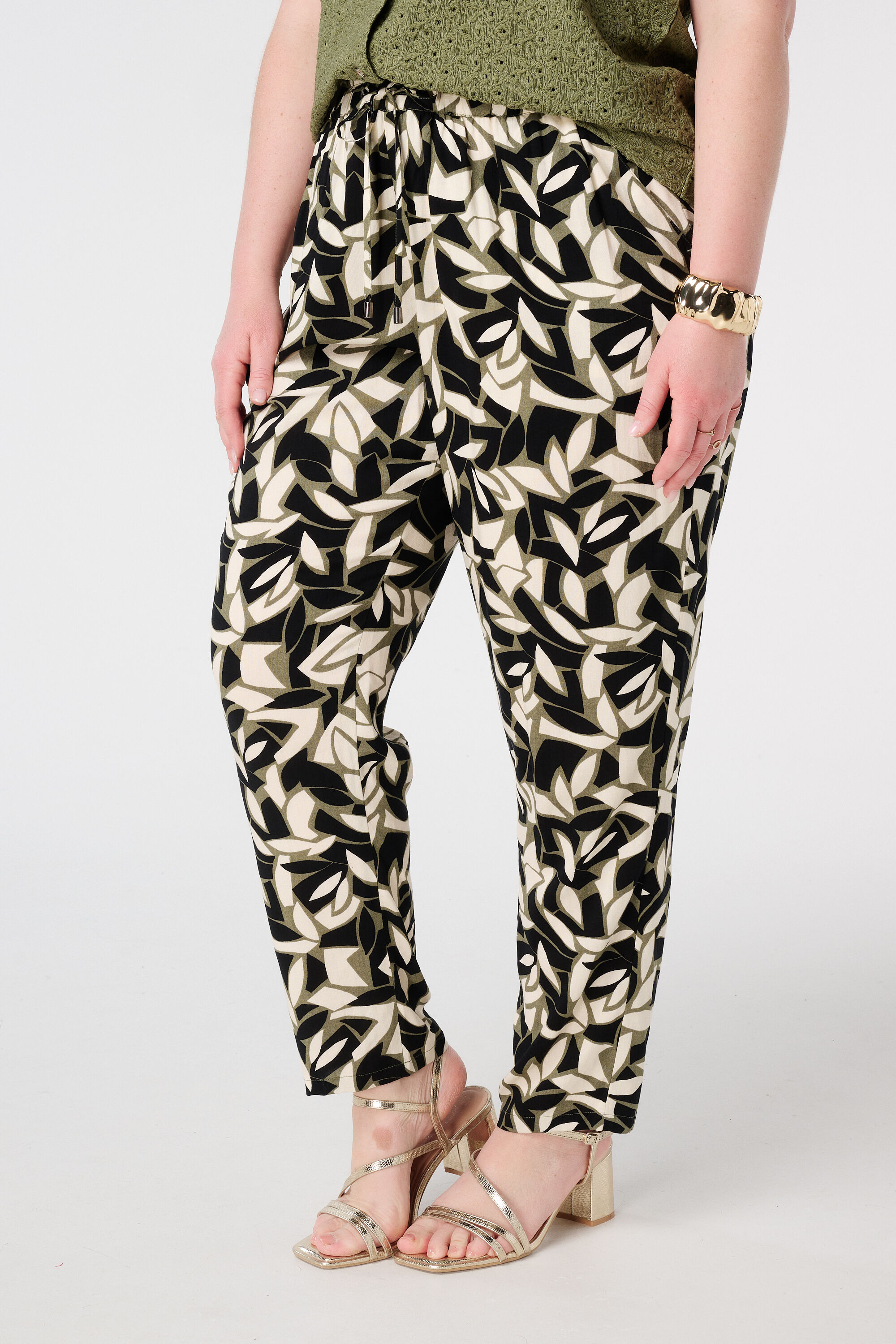 Comfy broek met strikkoord image number 5
