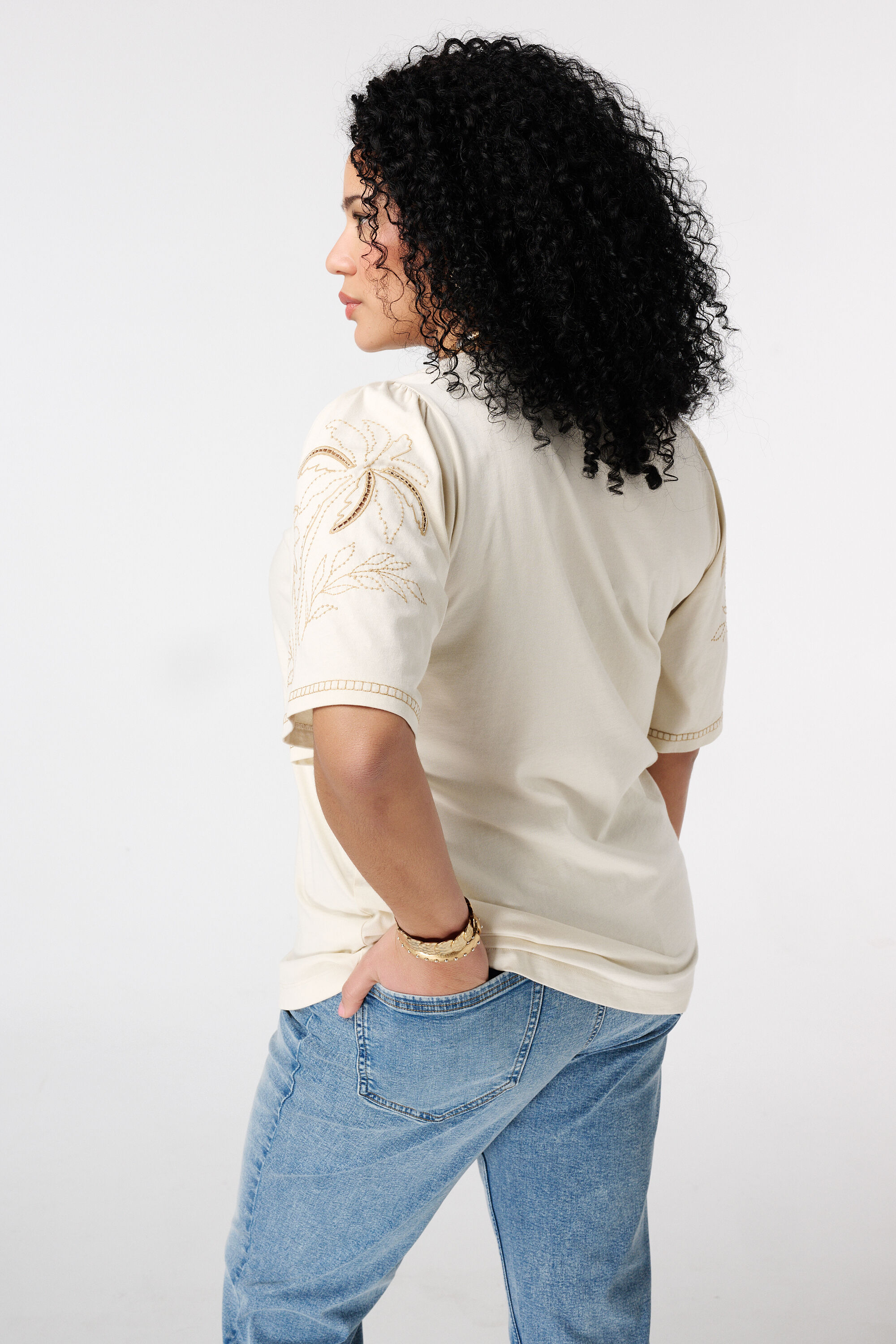 T-shirt met broderie image number 3