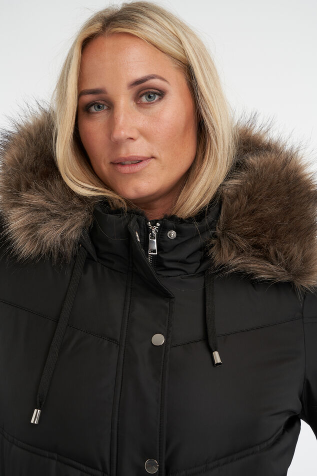 Gewatteerde jas met ceintuur image number 6