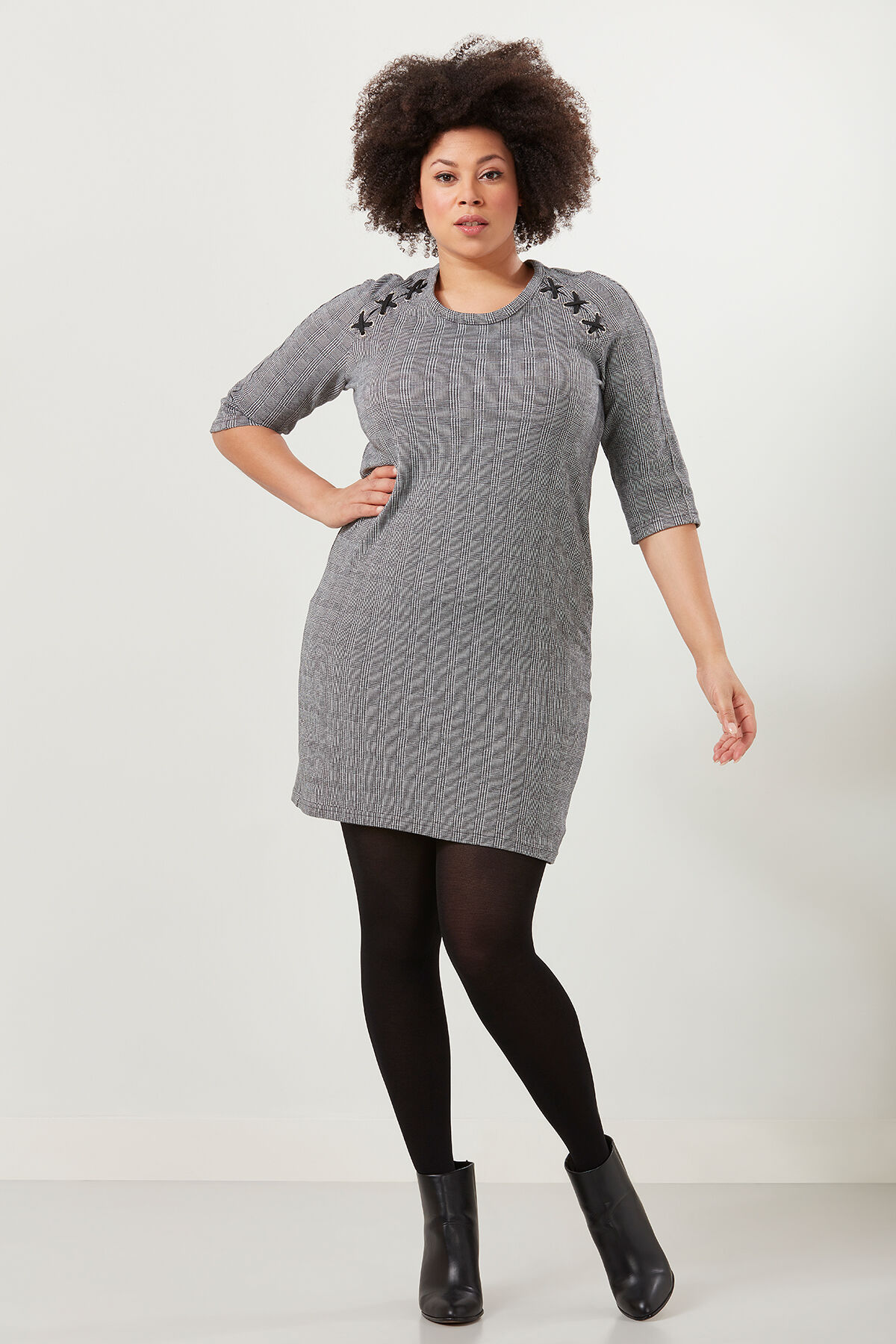 Geruite jurk met rijgdetail image number 3