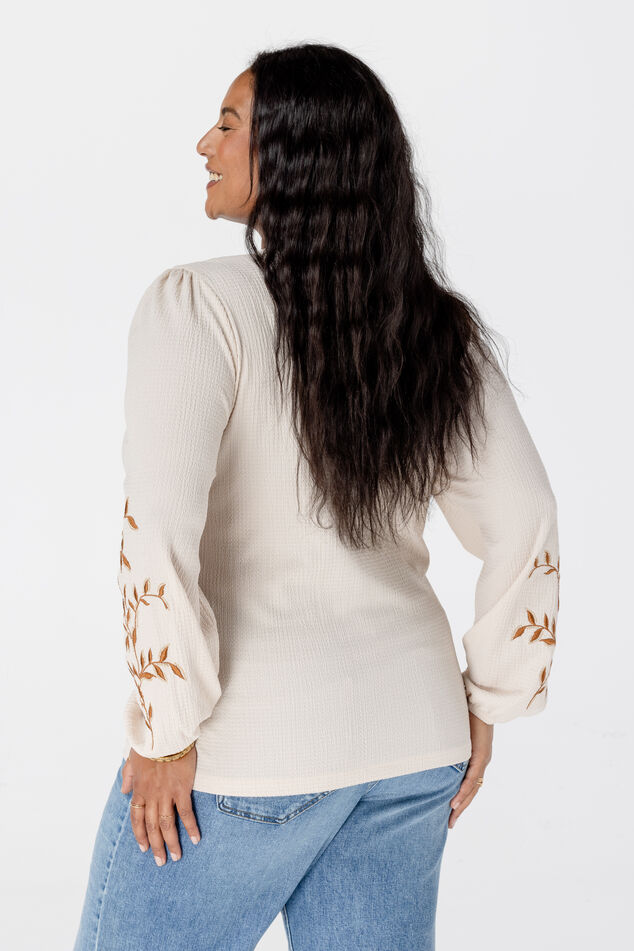 Top met borduursel image number 3