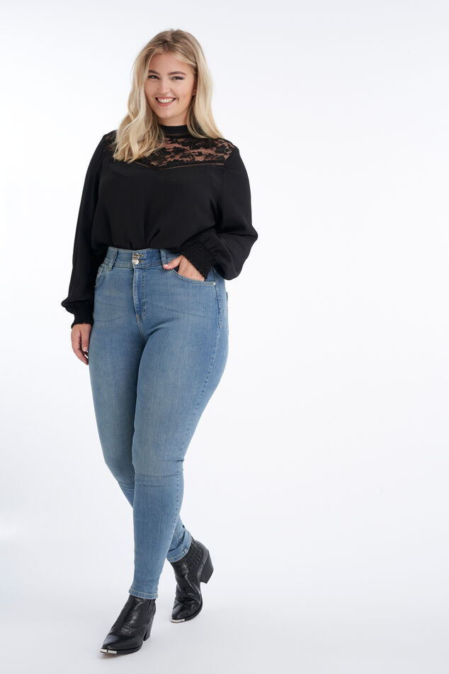 Shaping Skinny Jeans SCULPTS image number 0